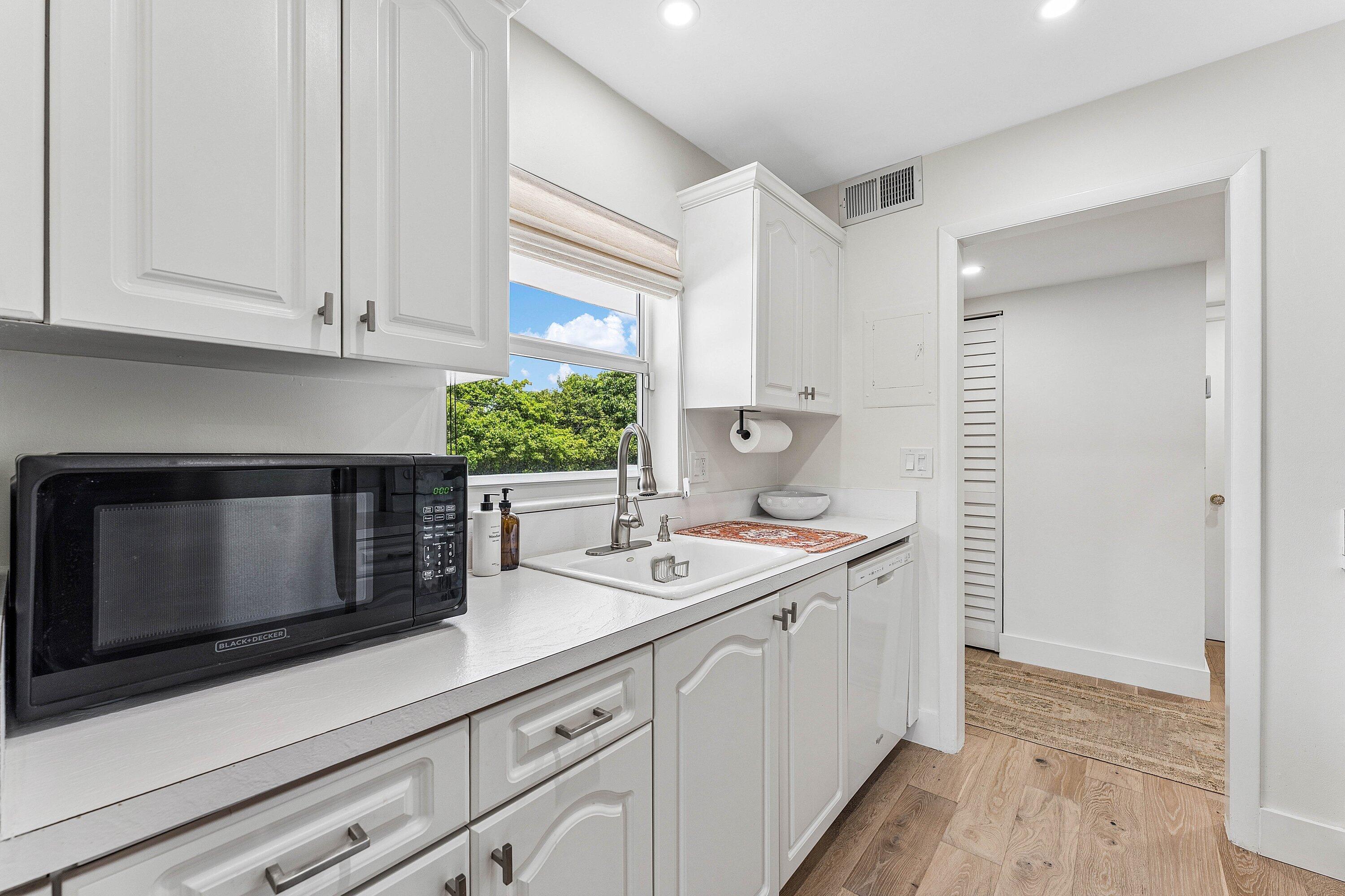 SERENA VISTA CONDO - Residential Lease