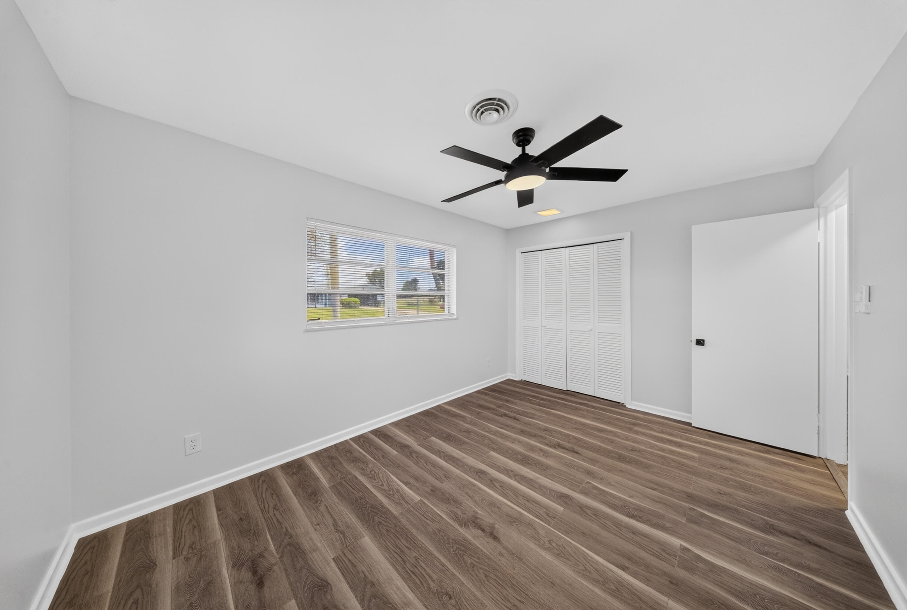 RIVER PARK UNIT 3 - Residential