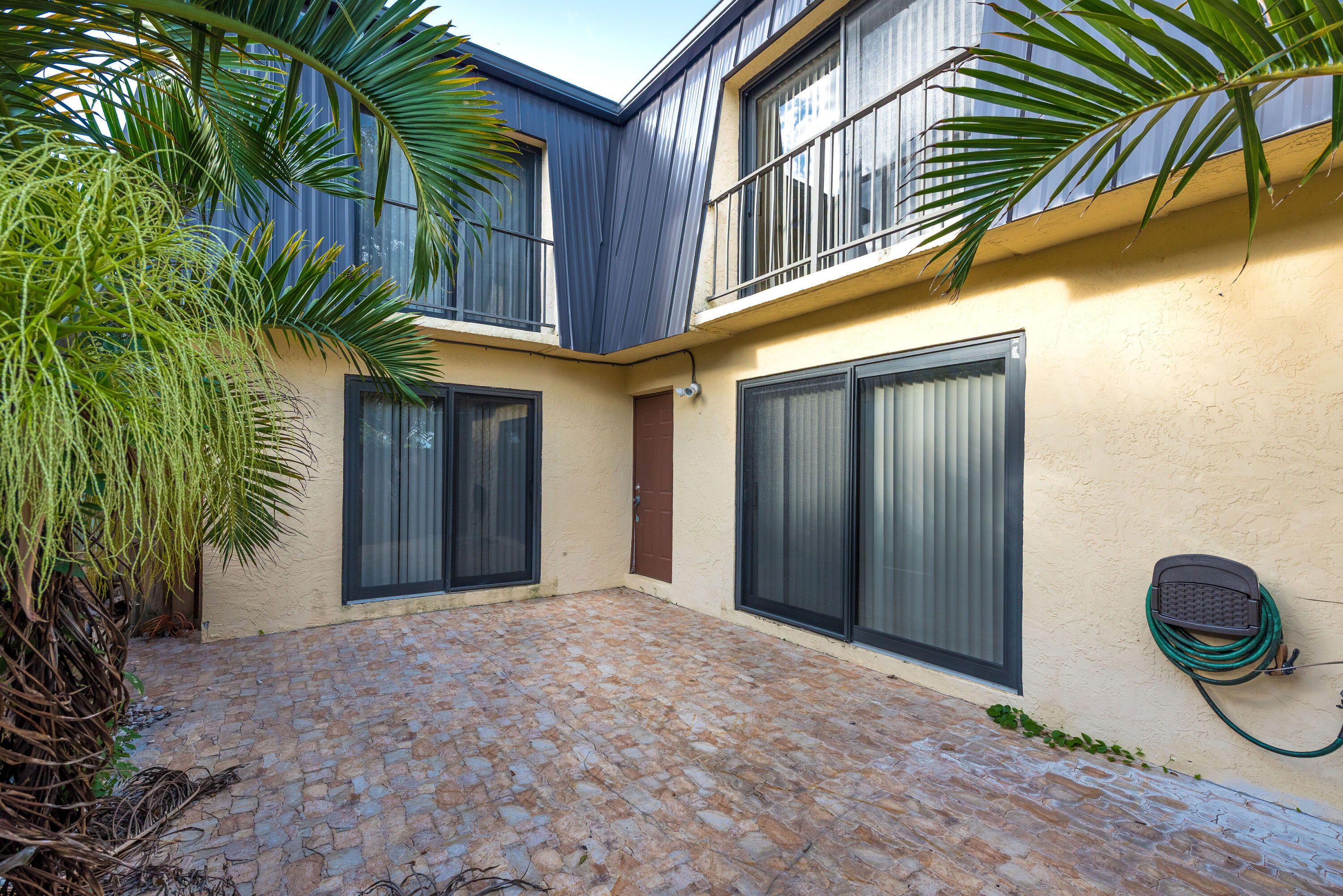 WATERSIDE ESTATES - Residential