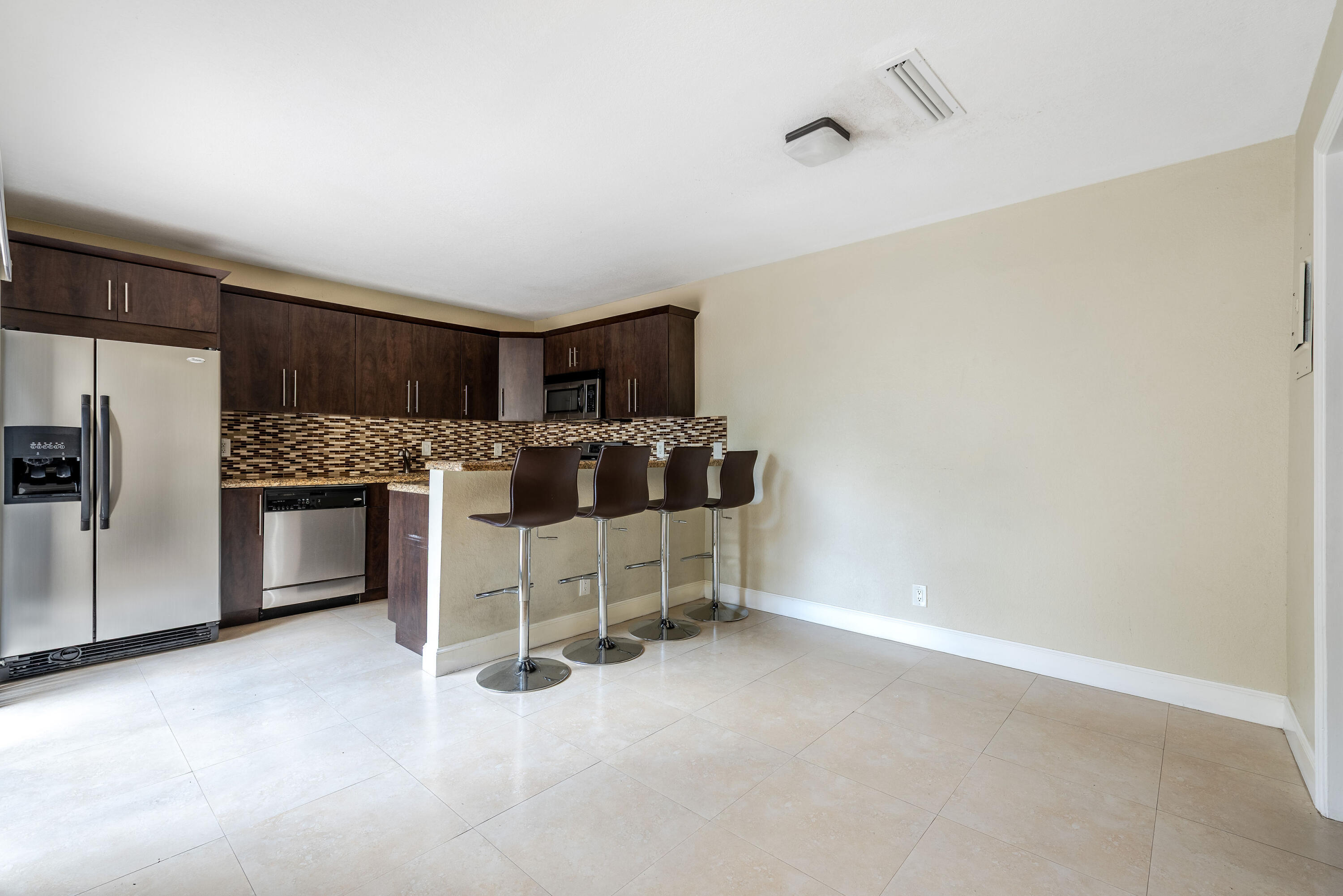 WATERSIDE ESTATES - Residential