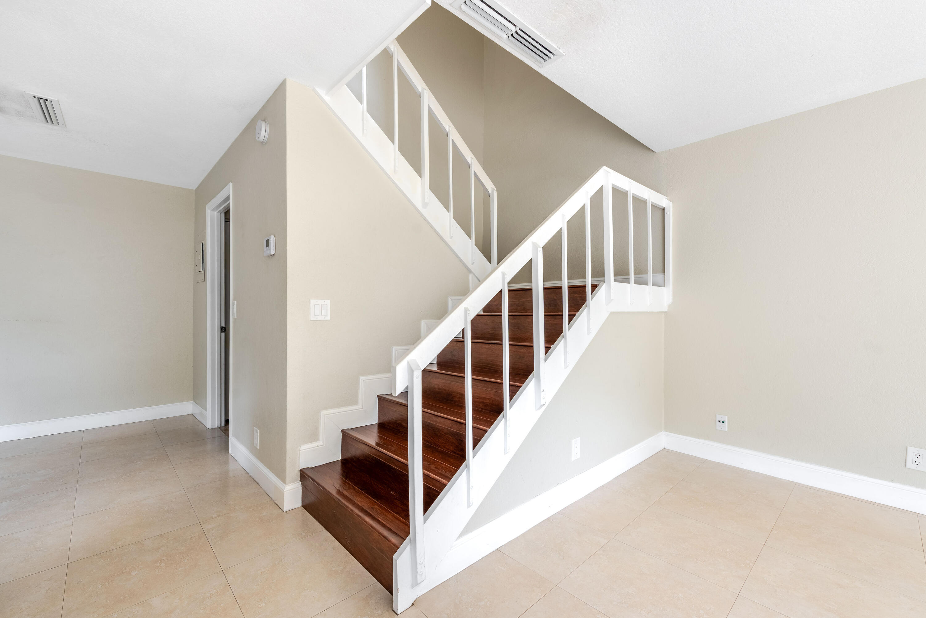 WATERSIDE ESTATES - Residential