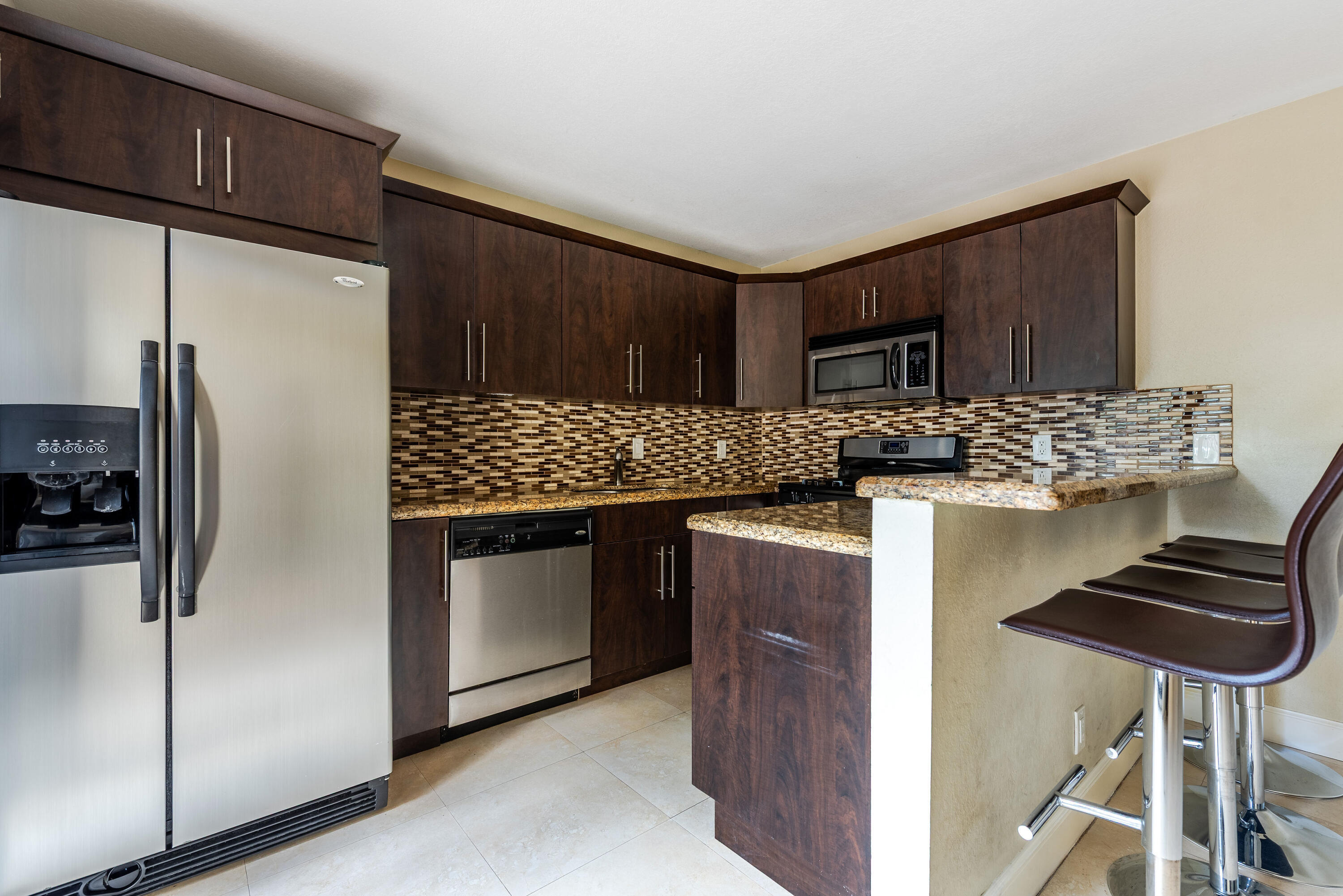WATERSIDE ESTATES - Residential