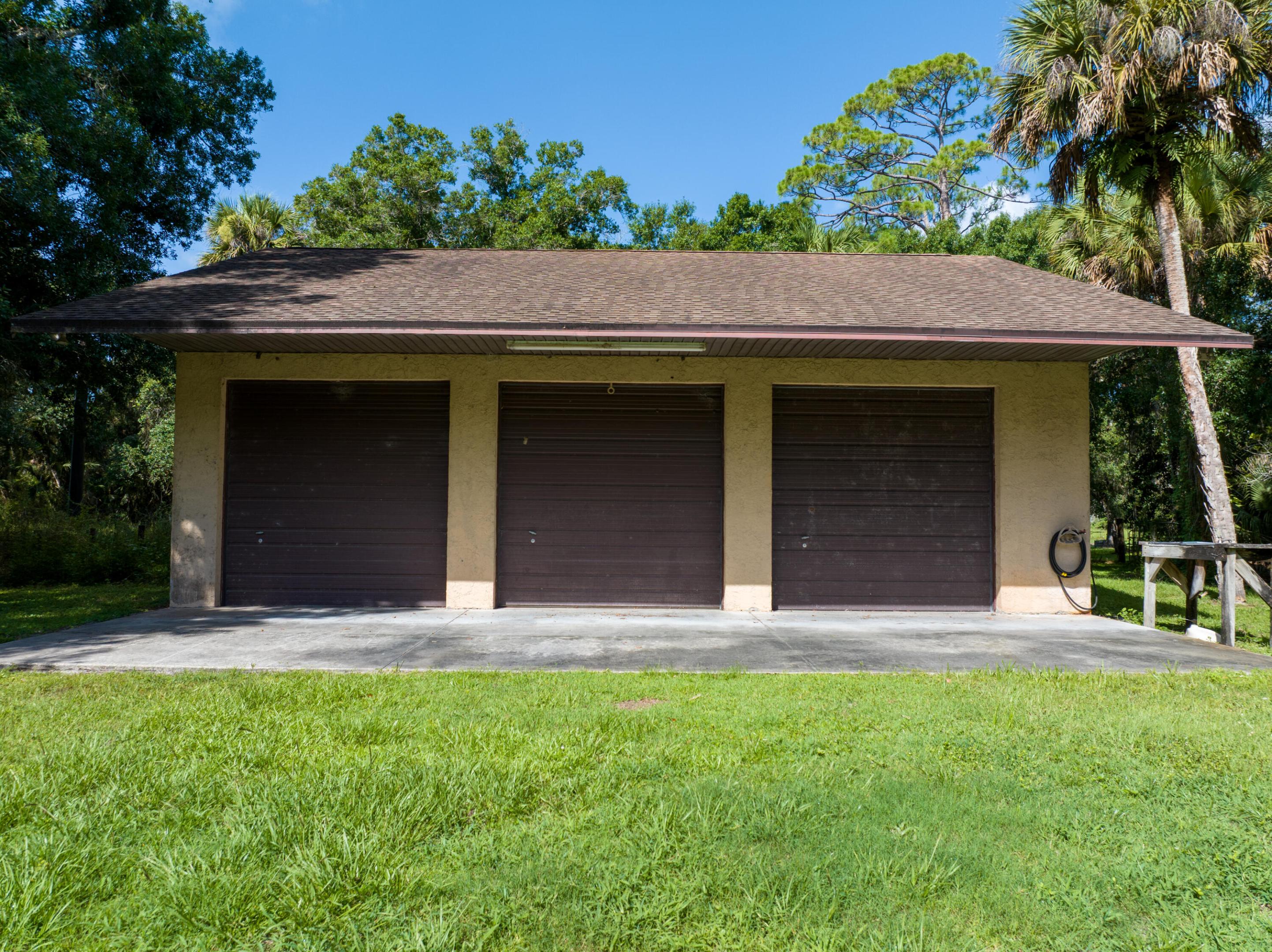 Okeechobee Hills - Residential