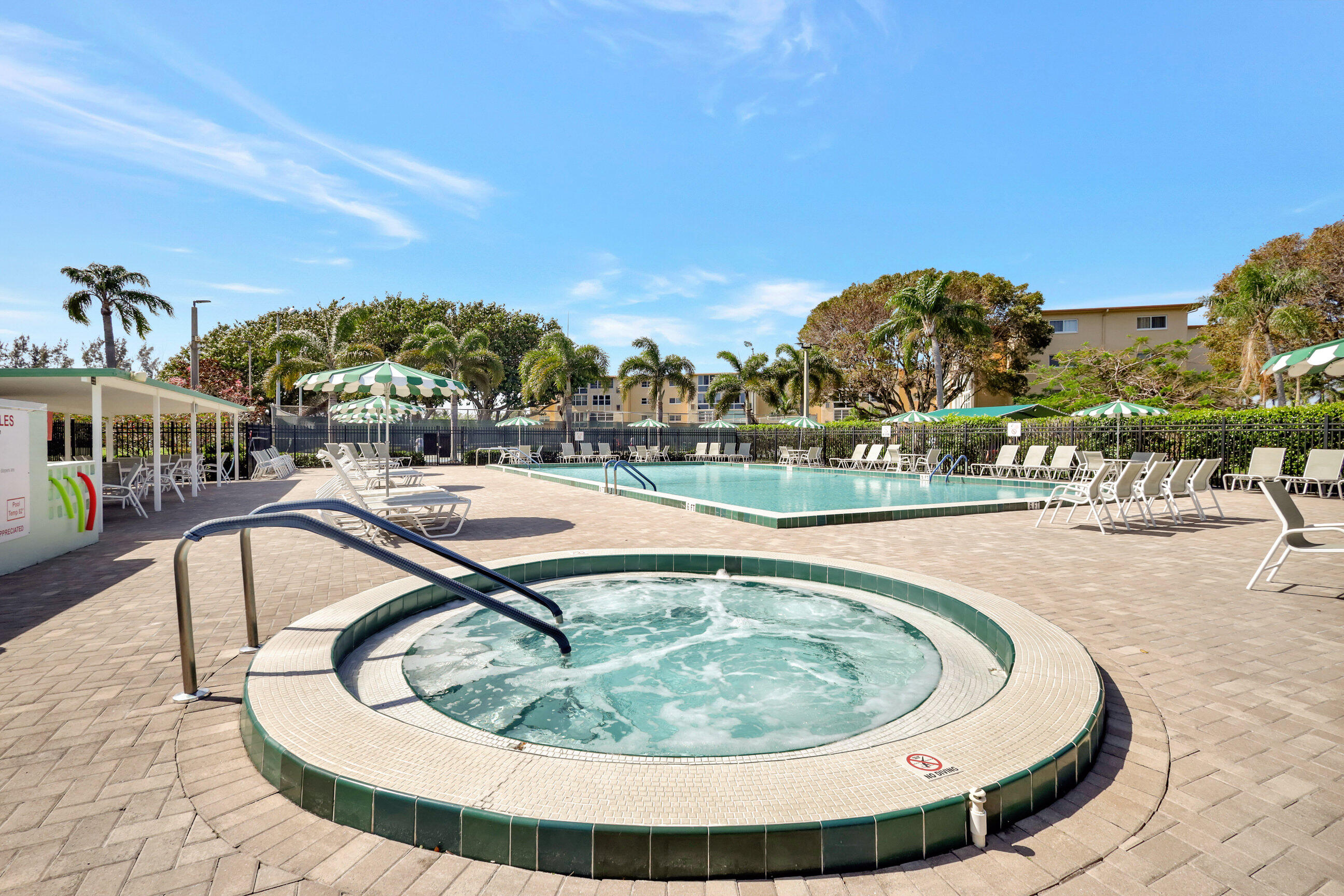 Village Royale Forest Green - Residential