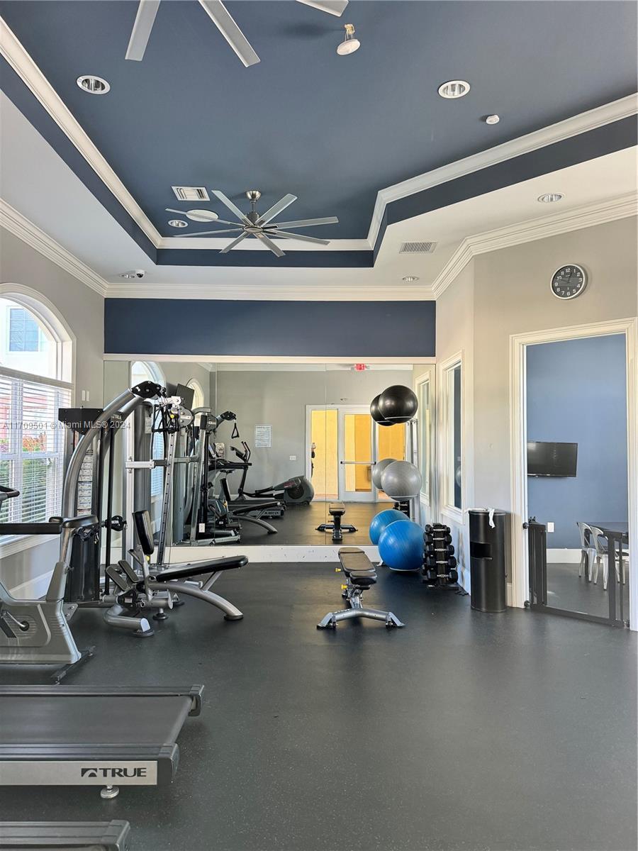 MEZZANO CONDO - Residential