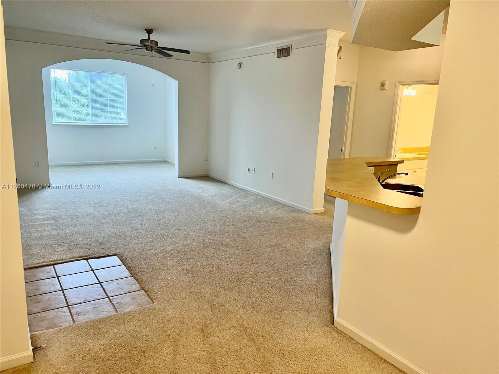 MEZZANO CONDO - Residential