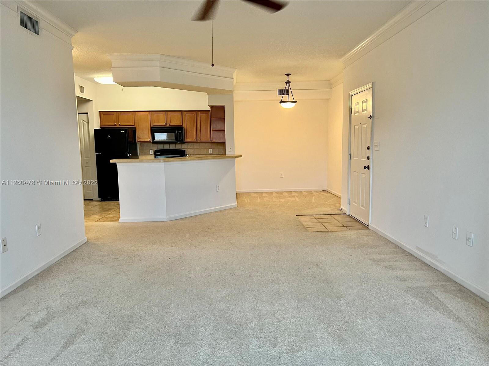 MEZZANO CONDO - Residential