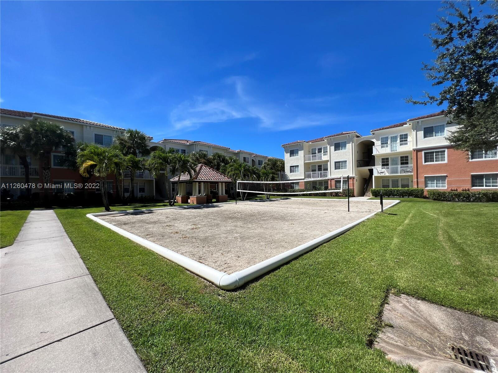 MEZZANO CONDO - Residential
