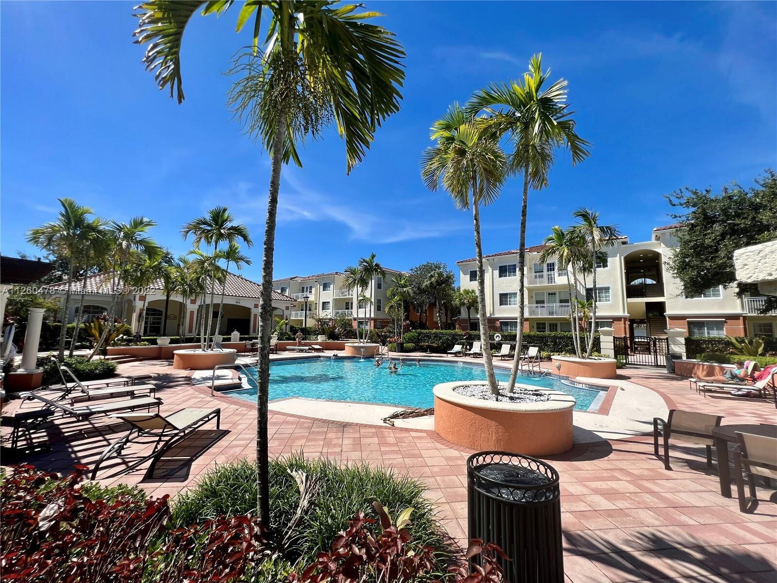 MEZZANO CONDO - Residential