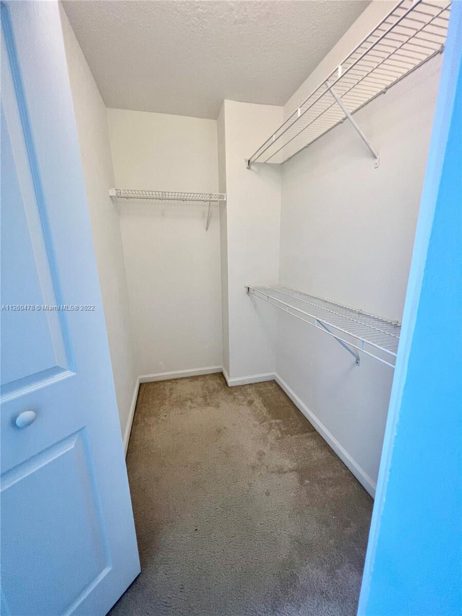 MEZZANO CONDO - Residential