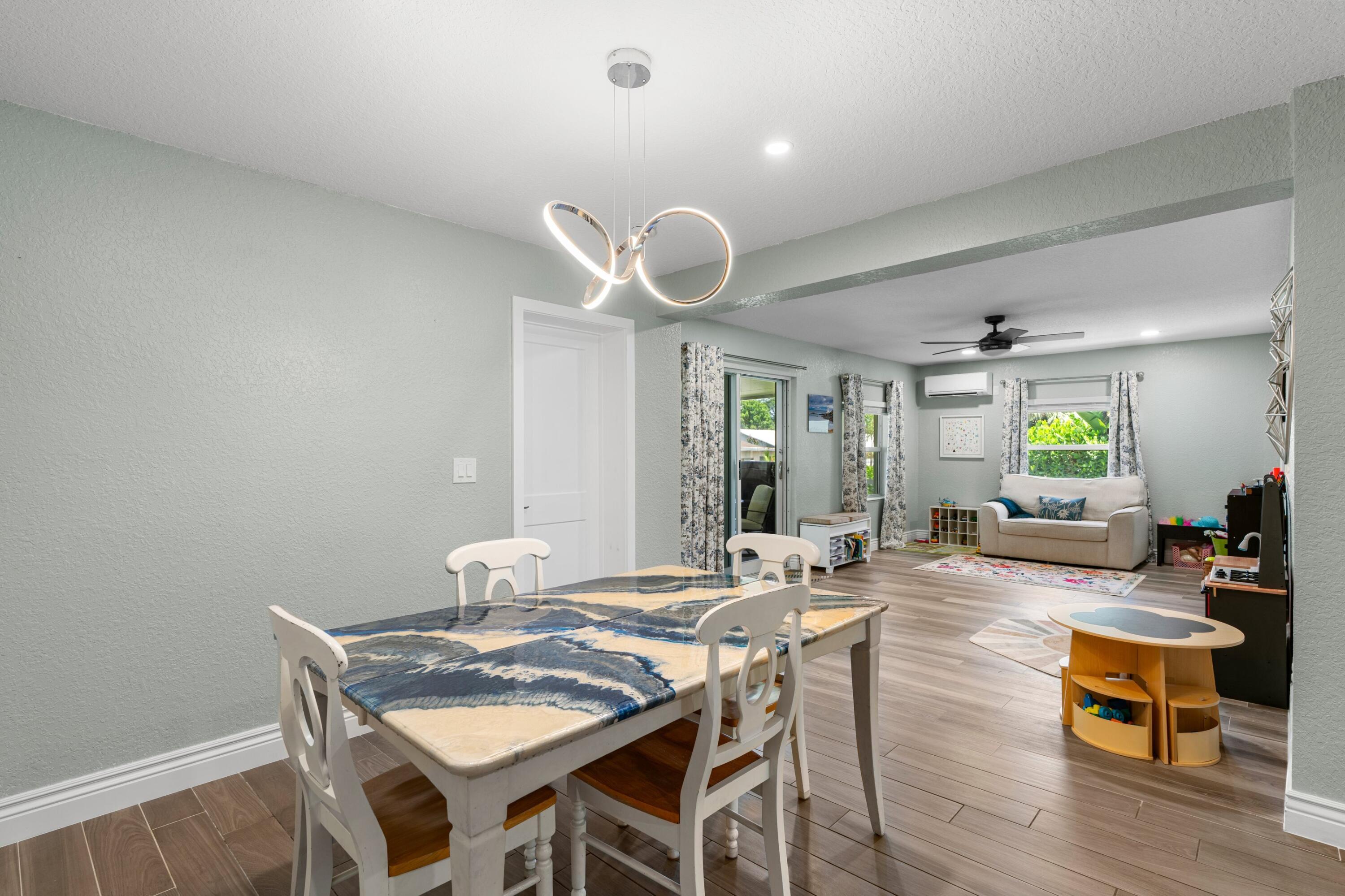 DEWEY HEIGHTS - Residential