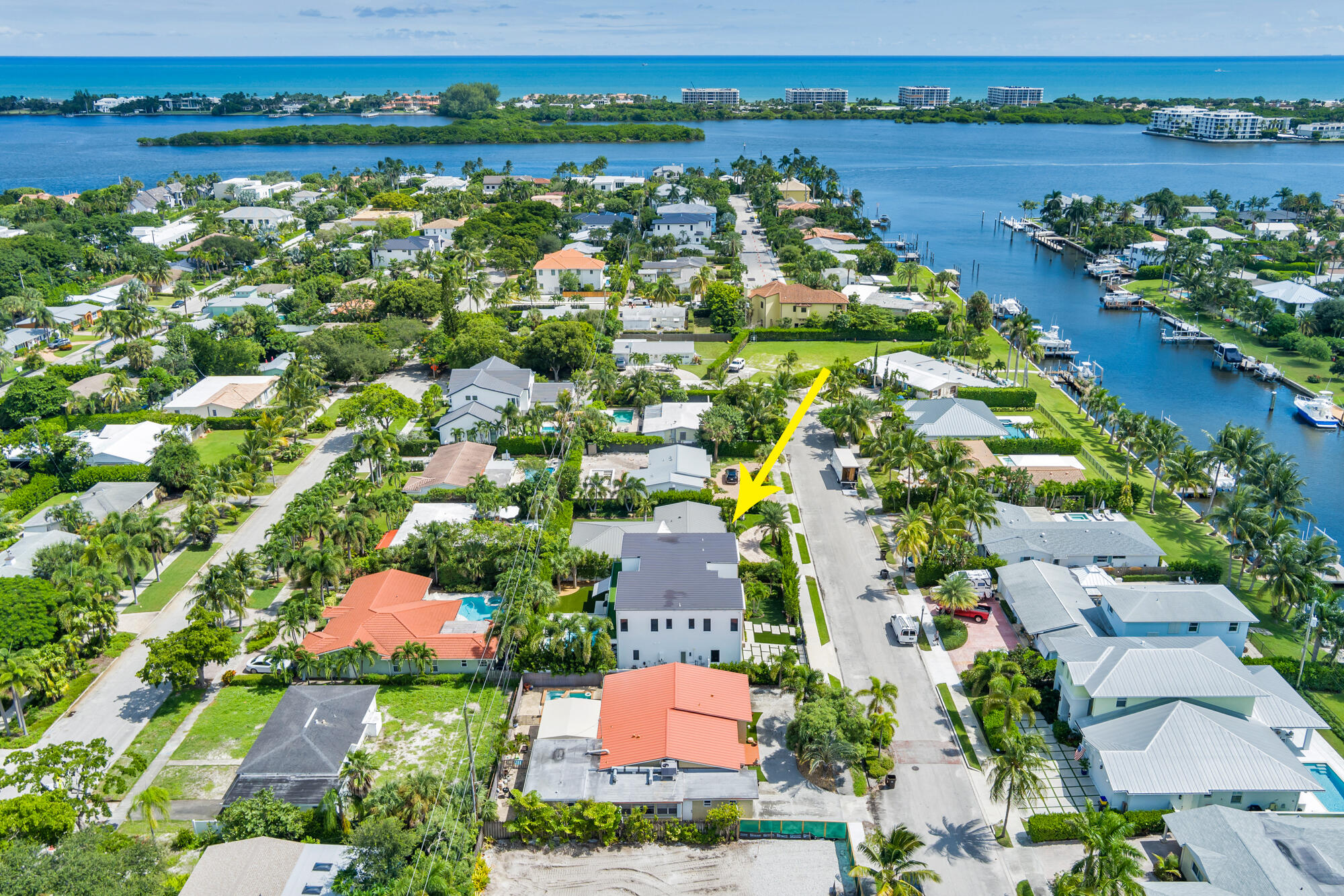 LEWIS SHORE ESTS 2 IN - Residential