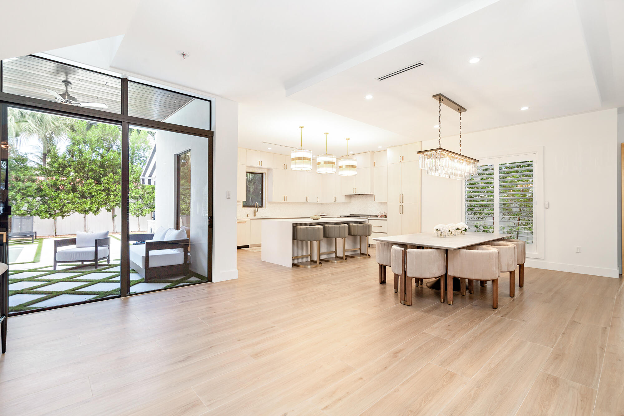 LEWIS SHORE ESTS 2 IN - Residential