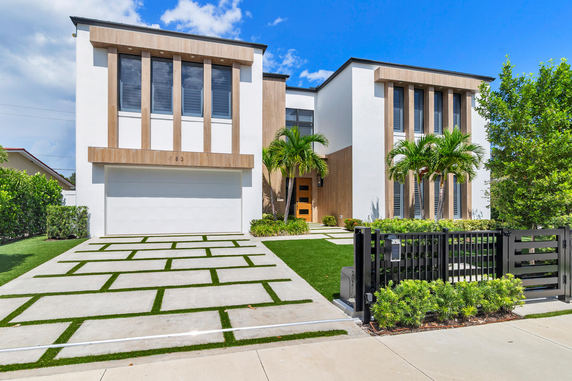 LEWIS SHORE ESTS 2 IN - Residential
