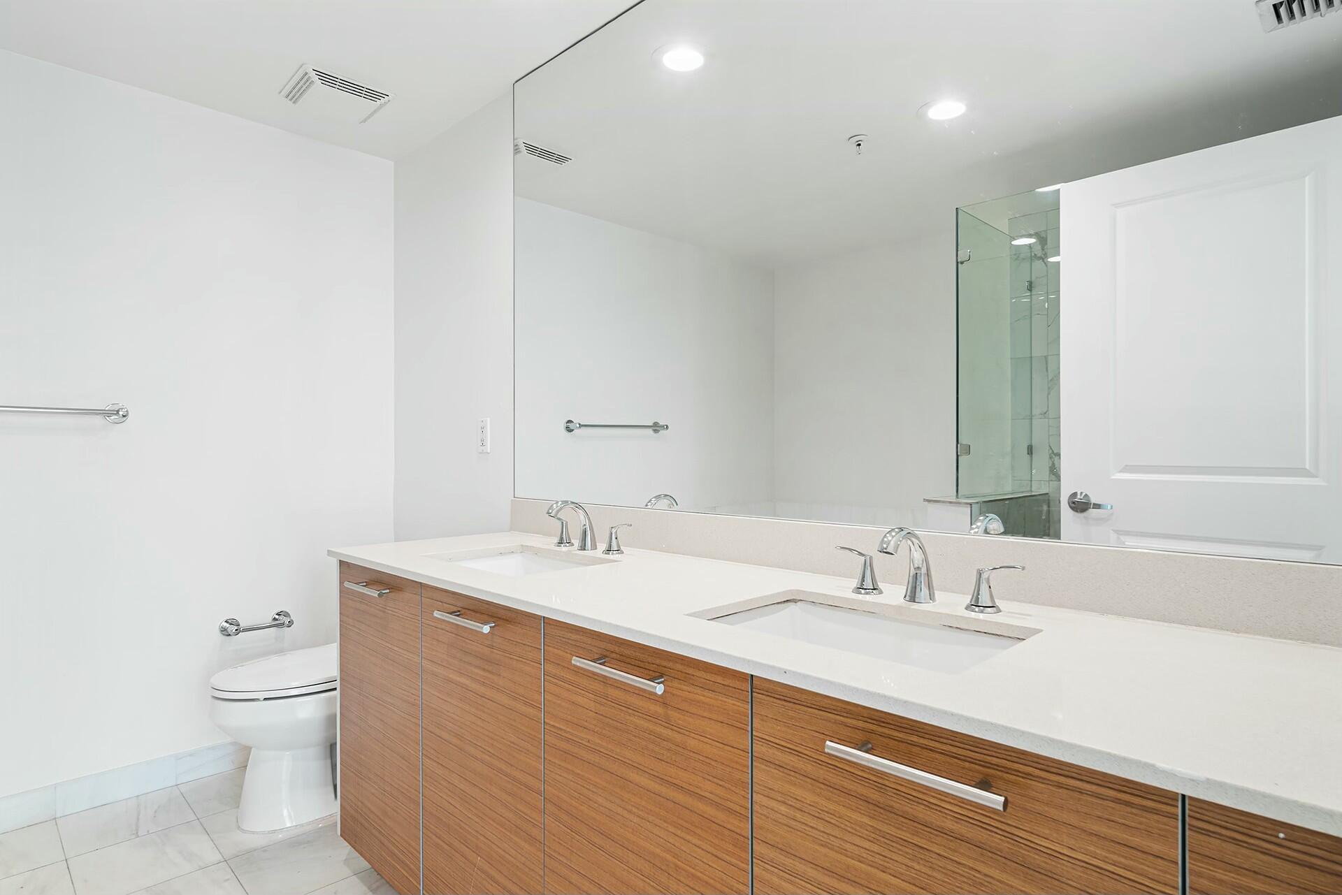 CITY PALMS CONDO - Residential Lease
