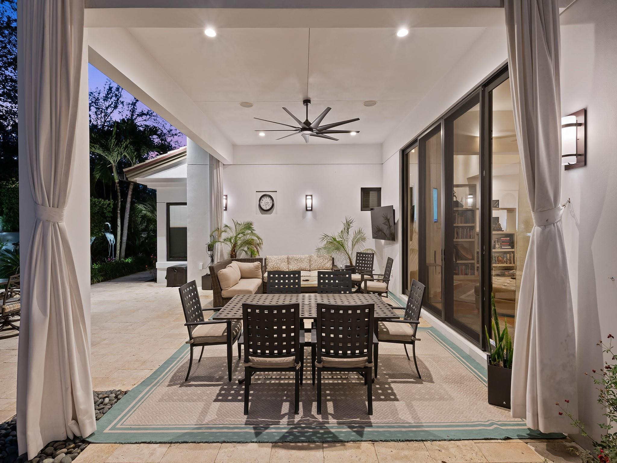 RIO VISTA - Residential