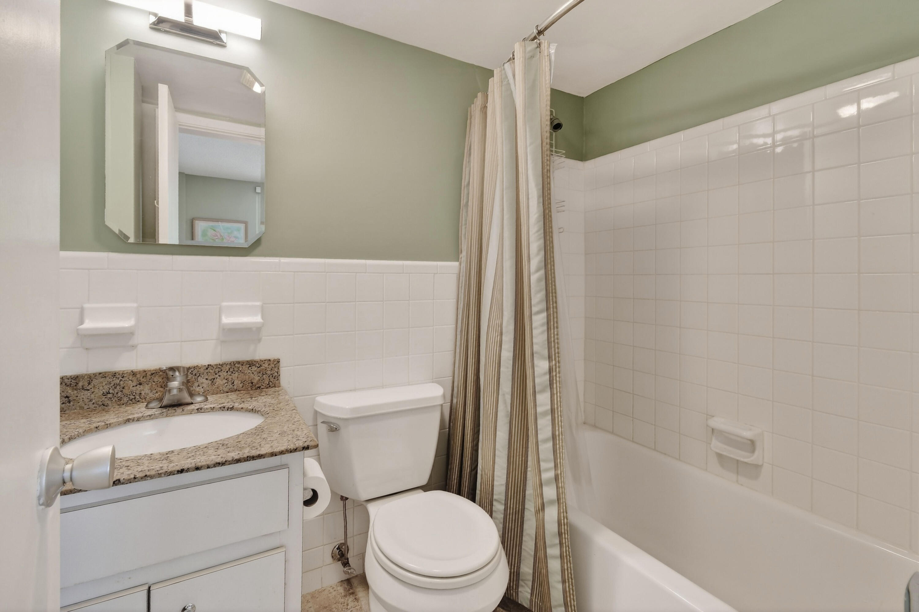 OCEAN TOWERS SOUTH CONDO - Residential Lease