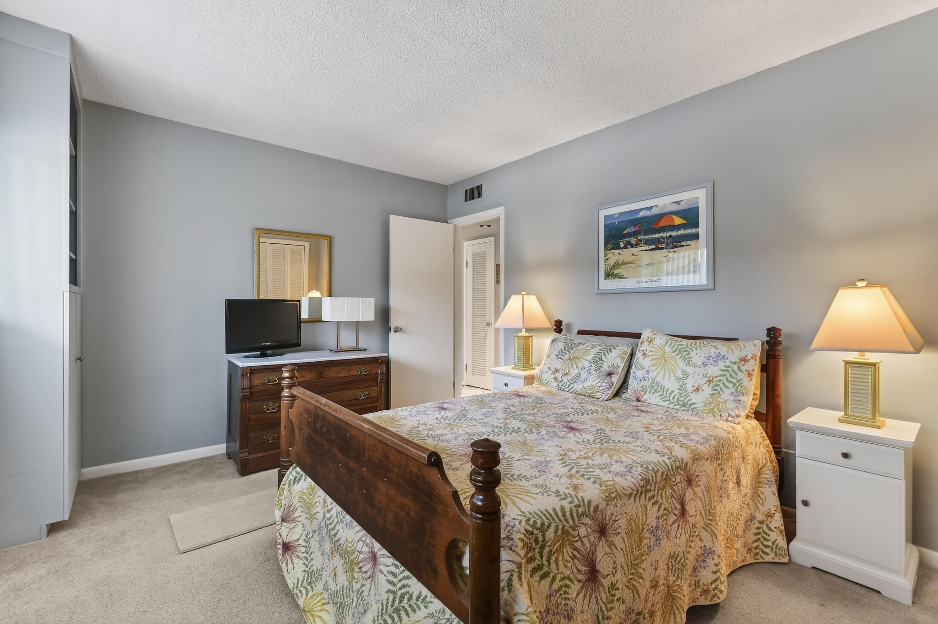 OCEAN TOWERS SOUTH CONDO - Residential Lease