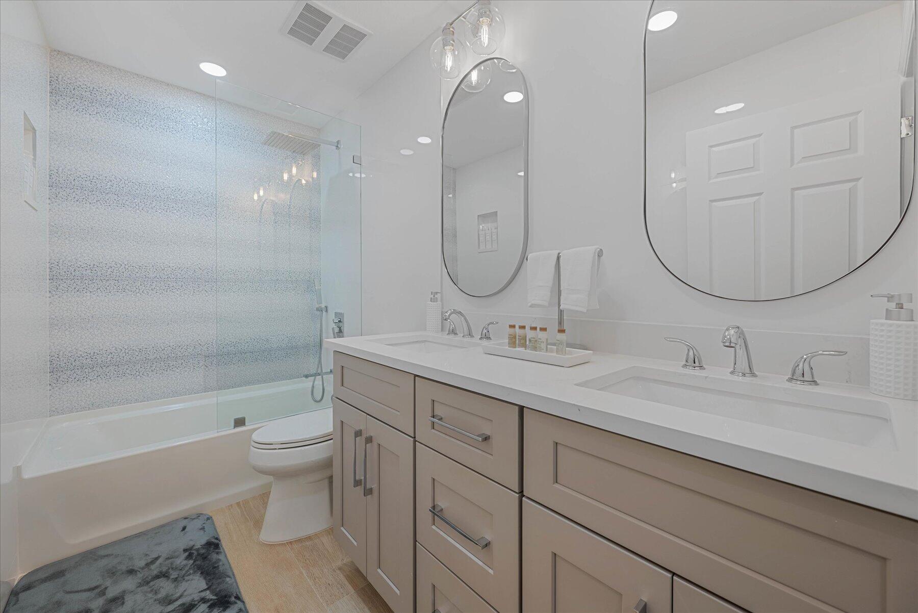 ISLES AT WELLINGTON - Residential Lease