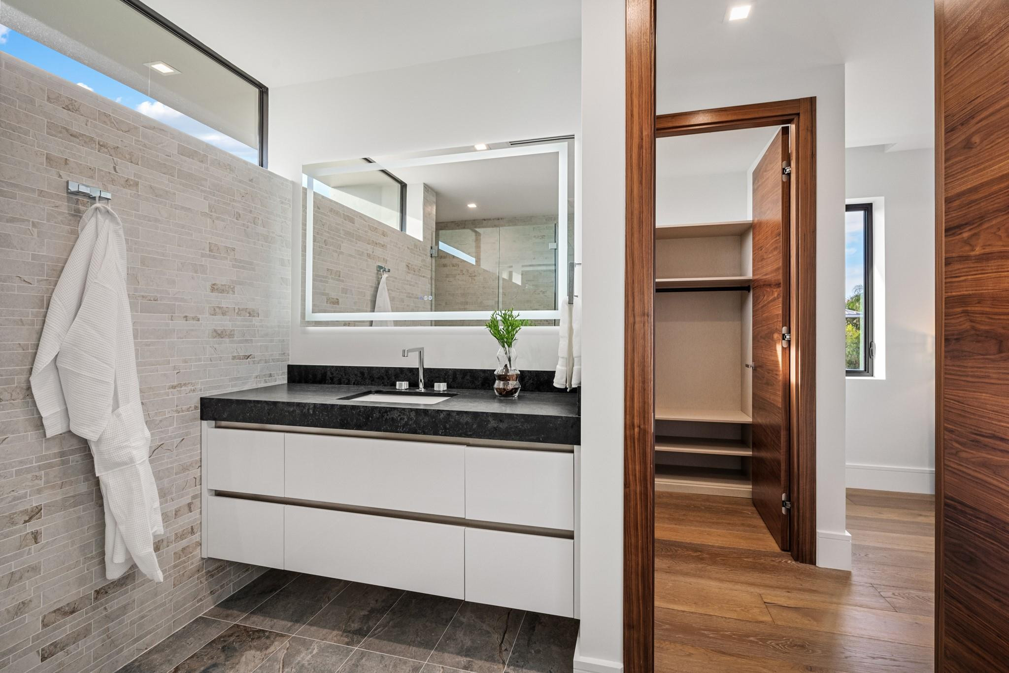 Harbour Heights Add 35-21 - Residential
