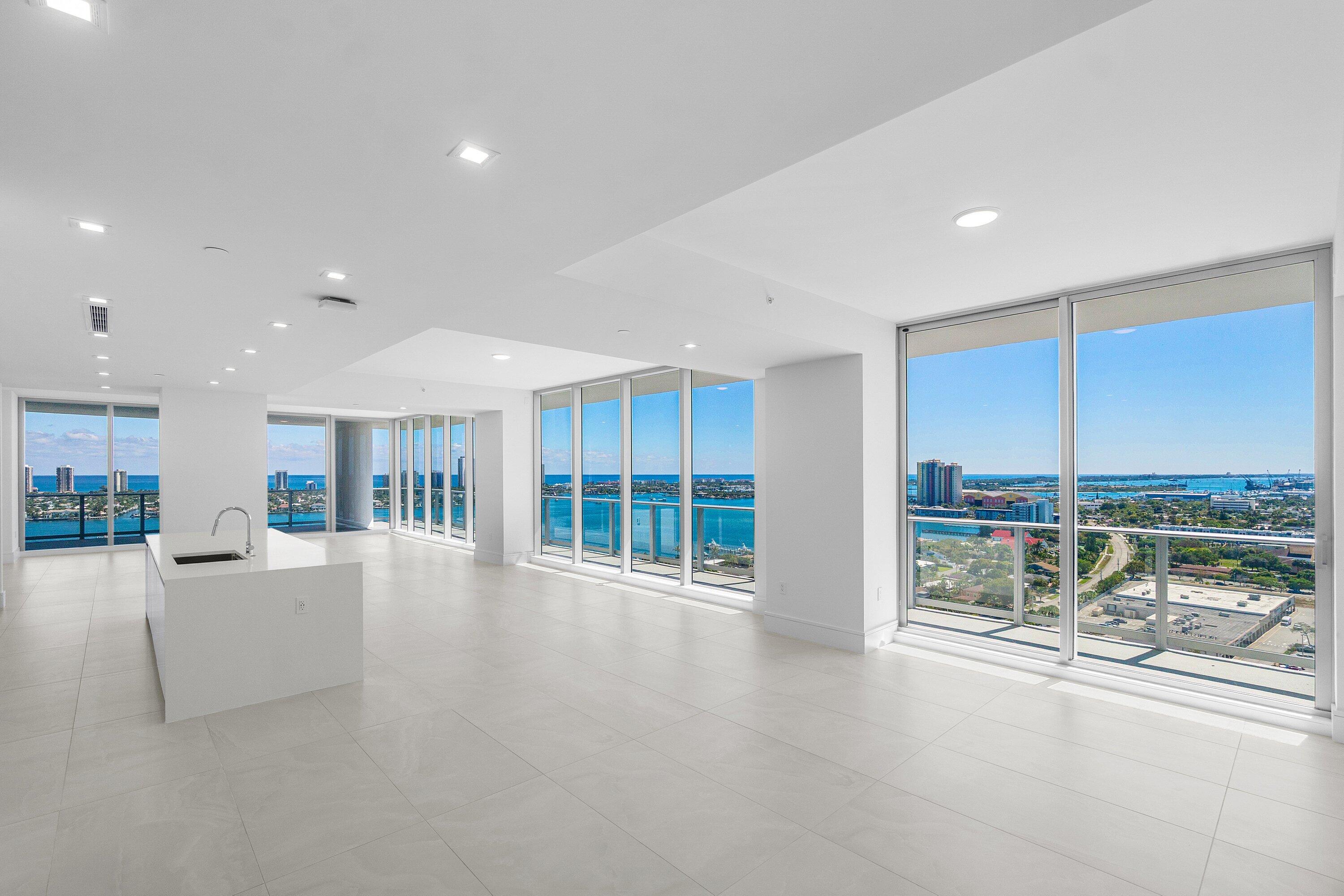 Nautilus 220 Condominium - Residential