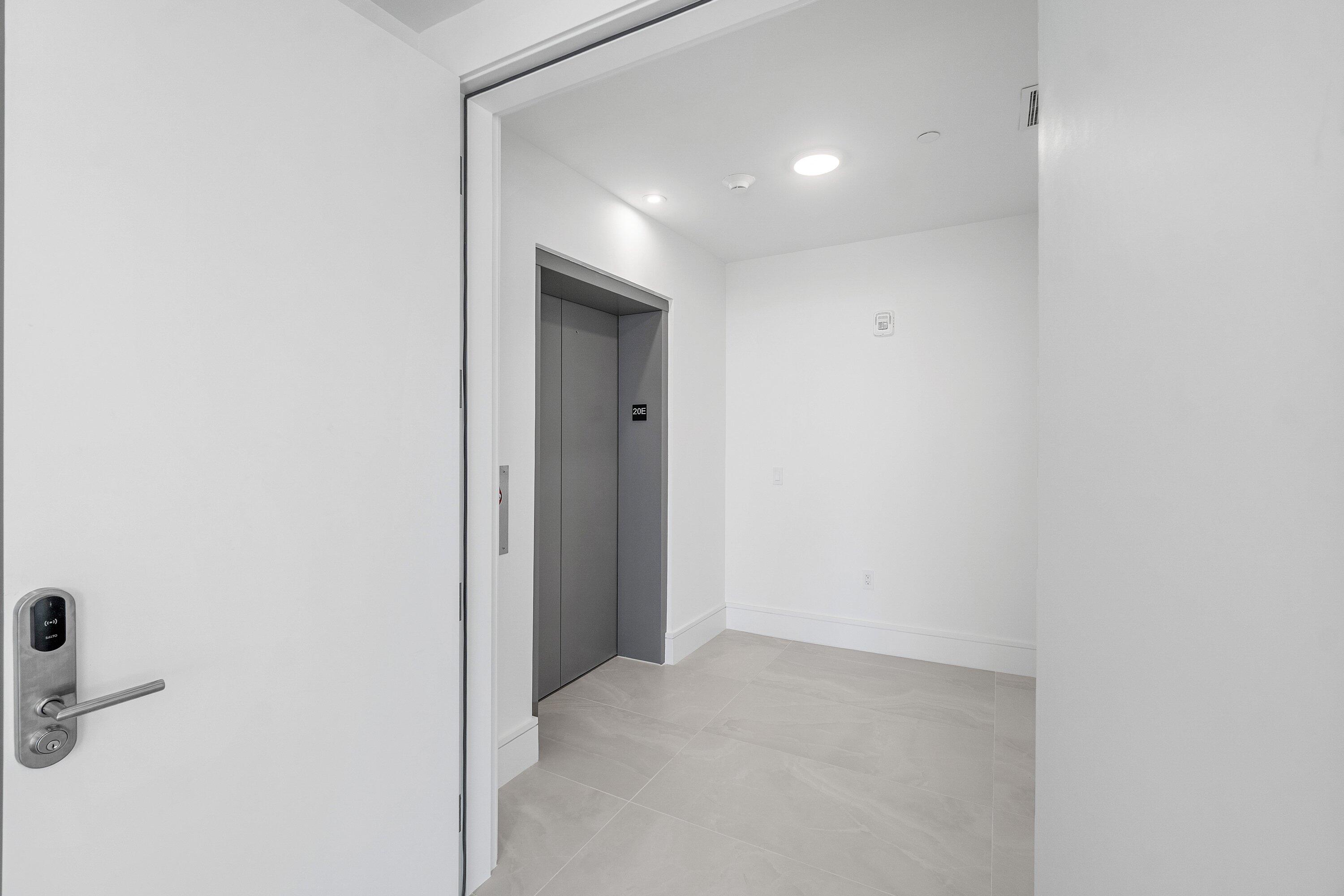 Nautilus 220 Condominium - Residential
