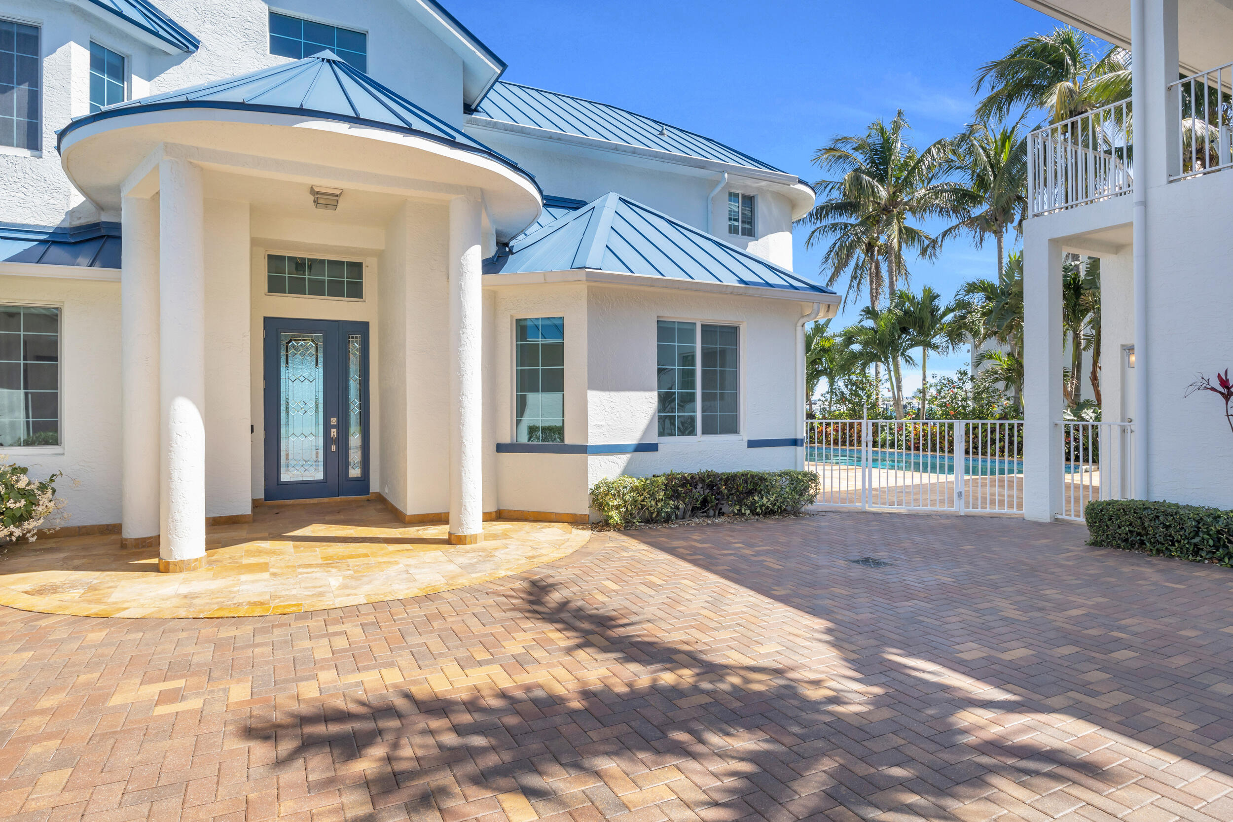 SANDY DEPTHS - Residential