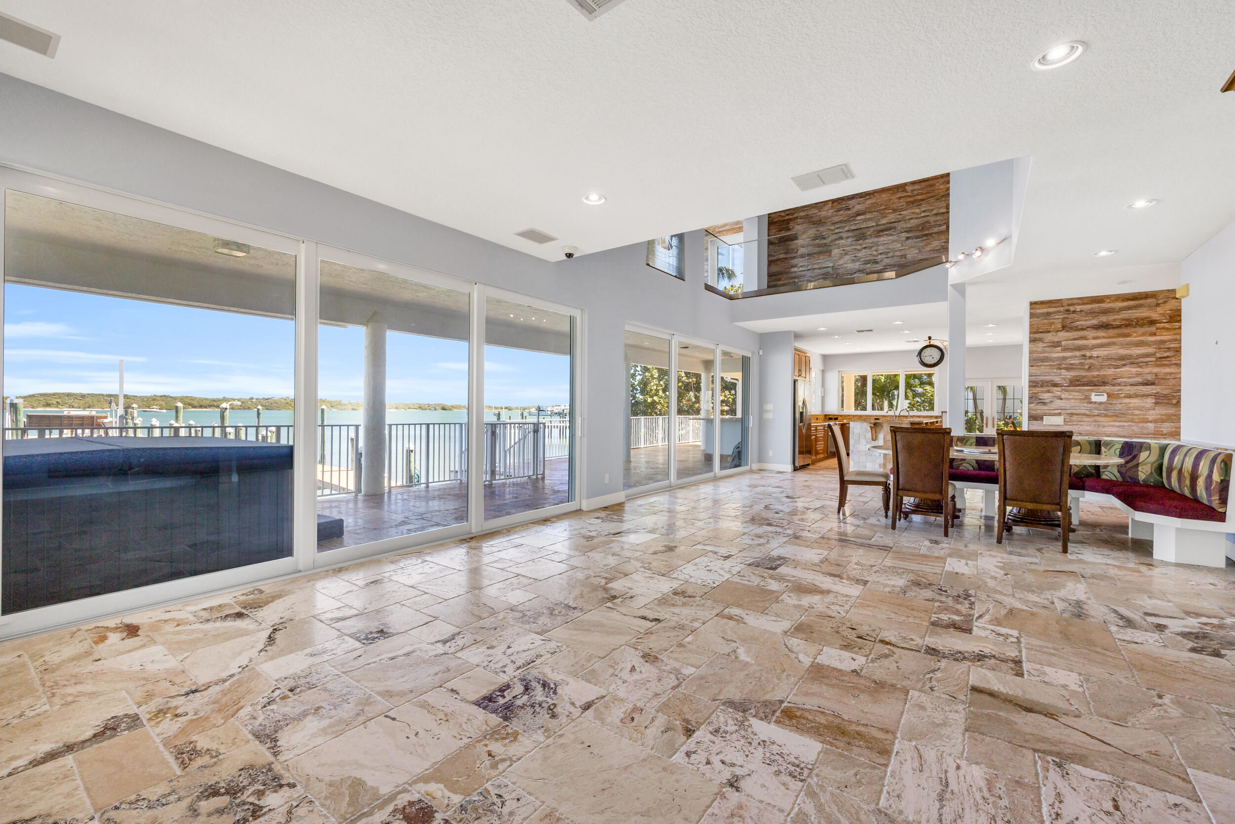 SANDY DEPTHS - Residential