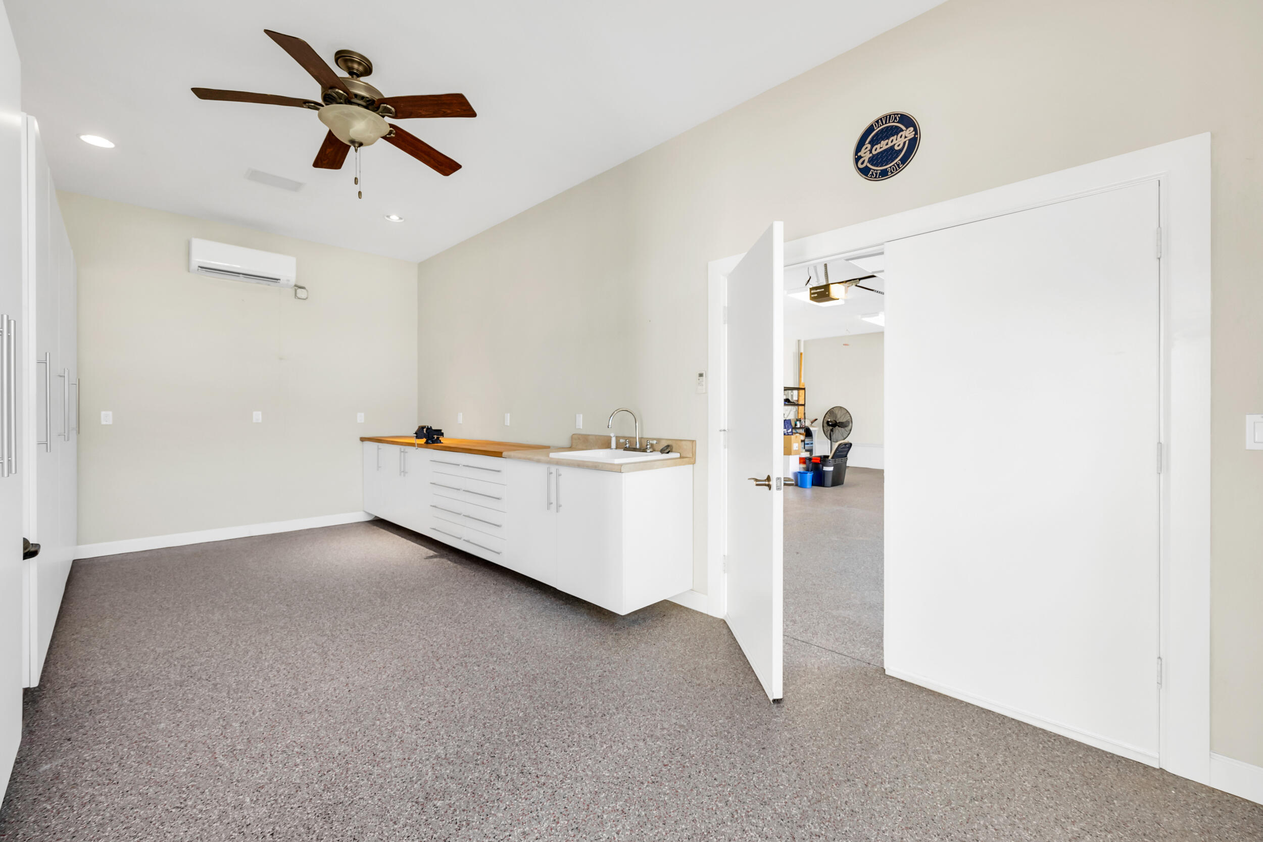 SANDY DEPTHS - Residential