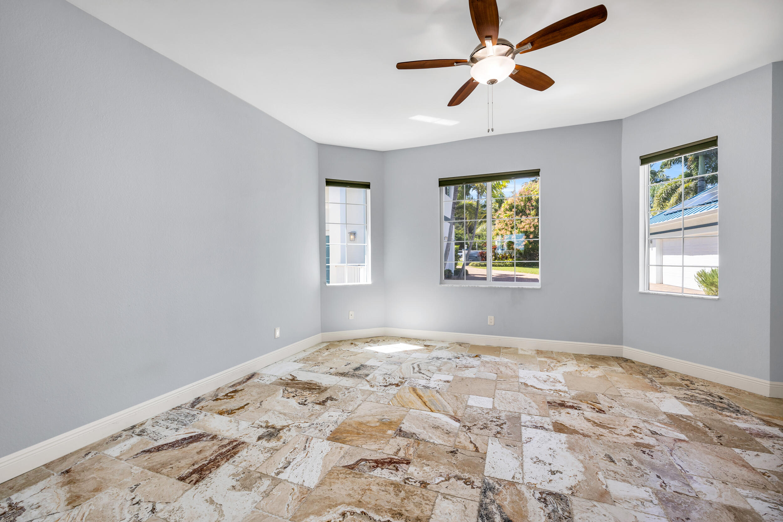SANDY DEPTHS - Residential
