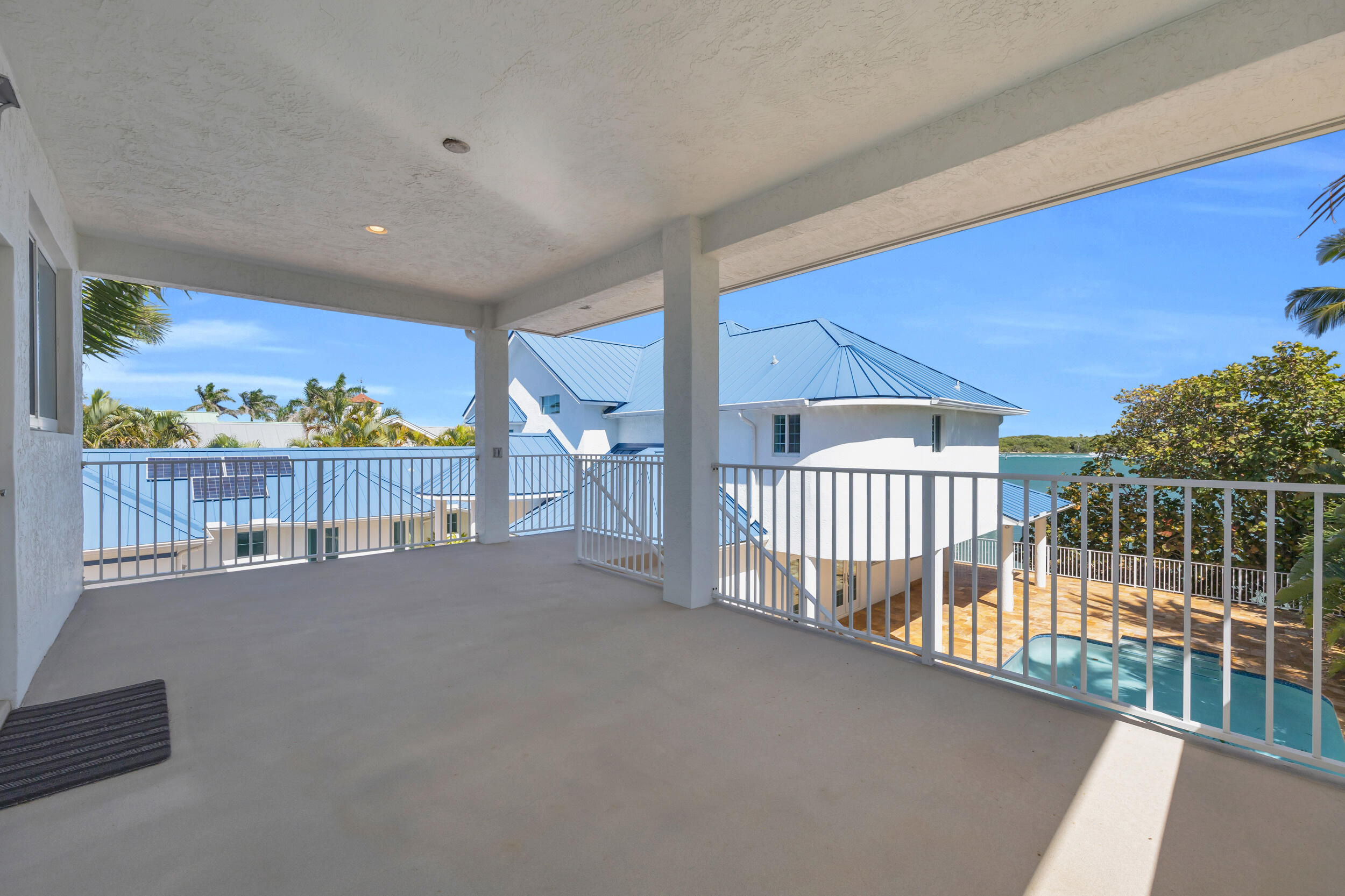 SANDY DEPTHS - Residential