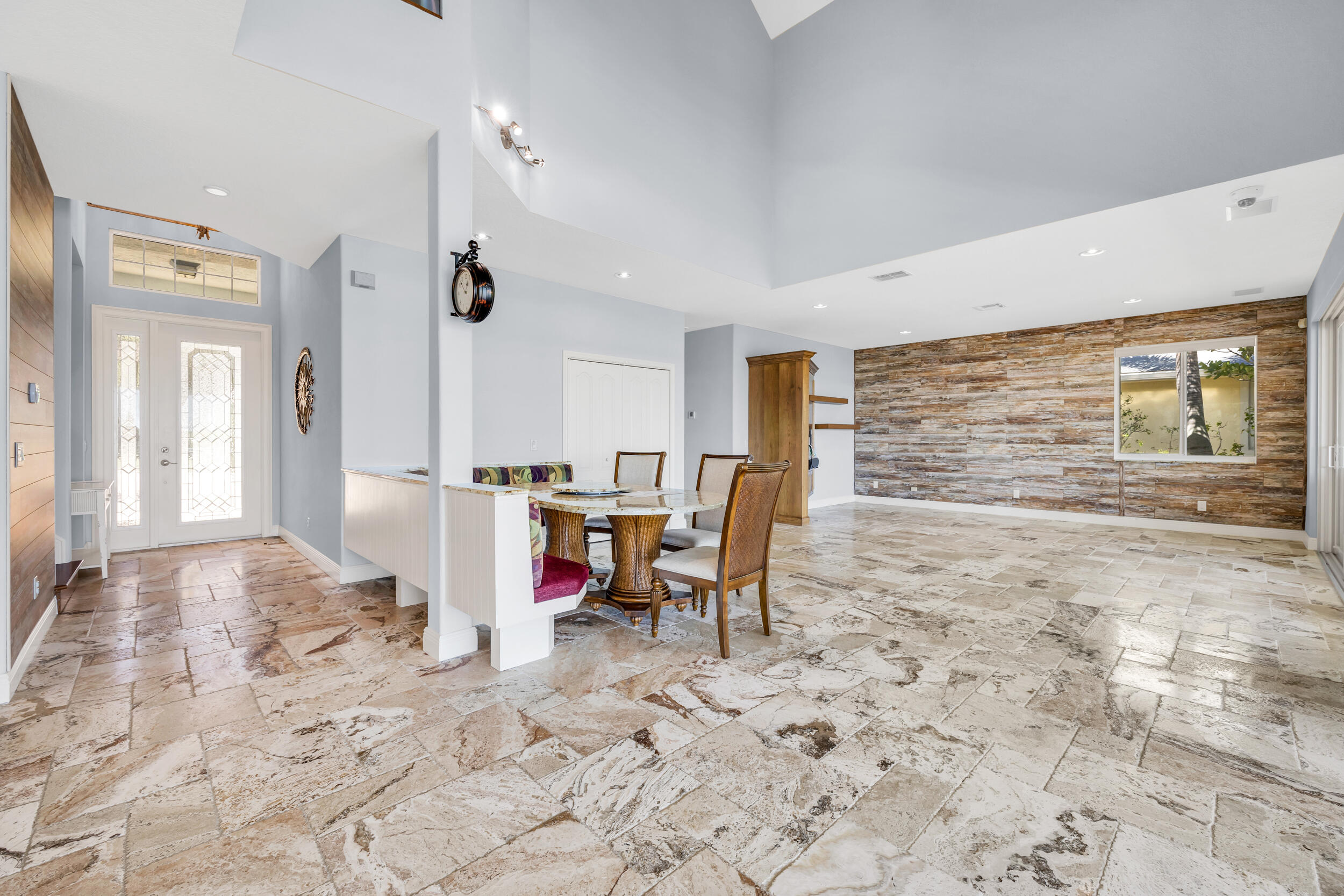 SANDY DEPTHS - Residential