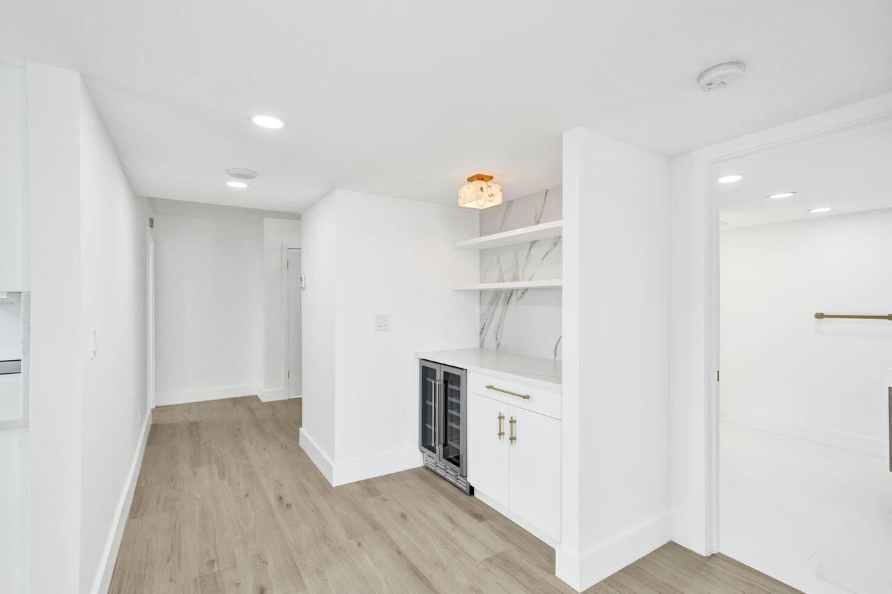 OLD PORT COVE CONDO FIVE - Residential