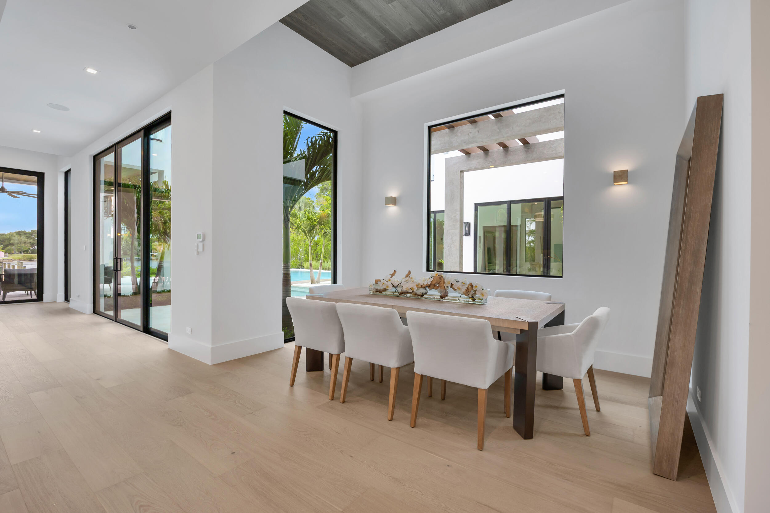RIVERSIDE ON THE LOXAHATCHEE - Residential
