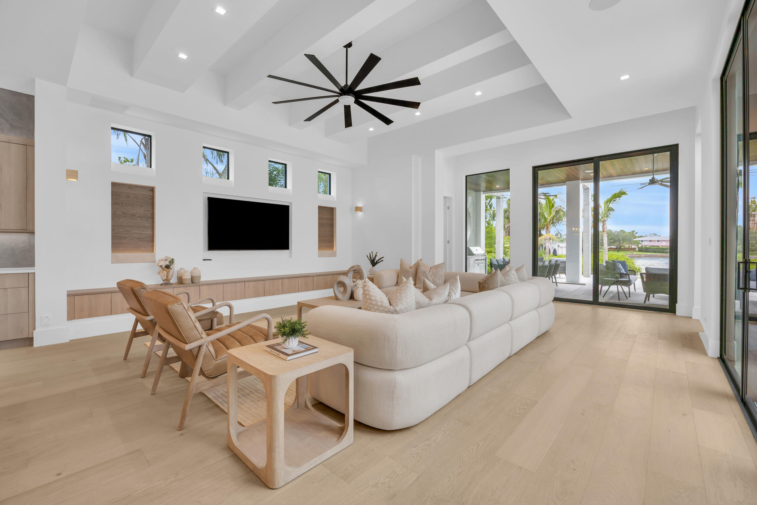 RIVERSIDE ON THE LOXAHATCHEE - Residential