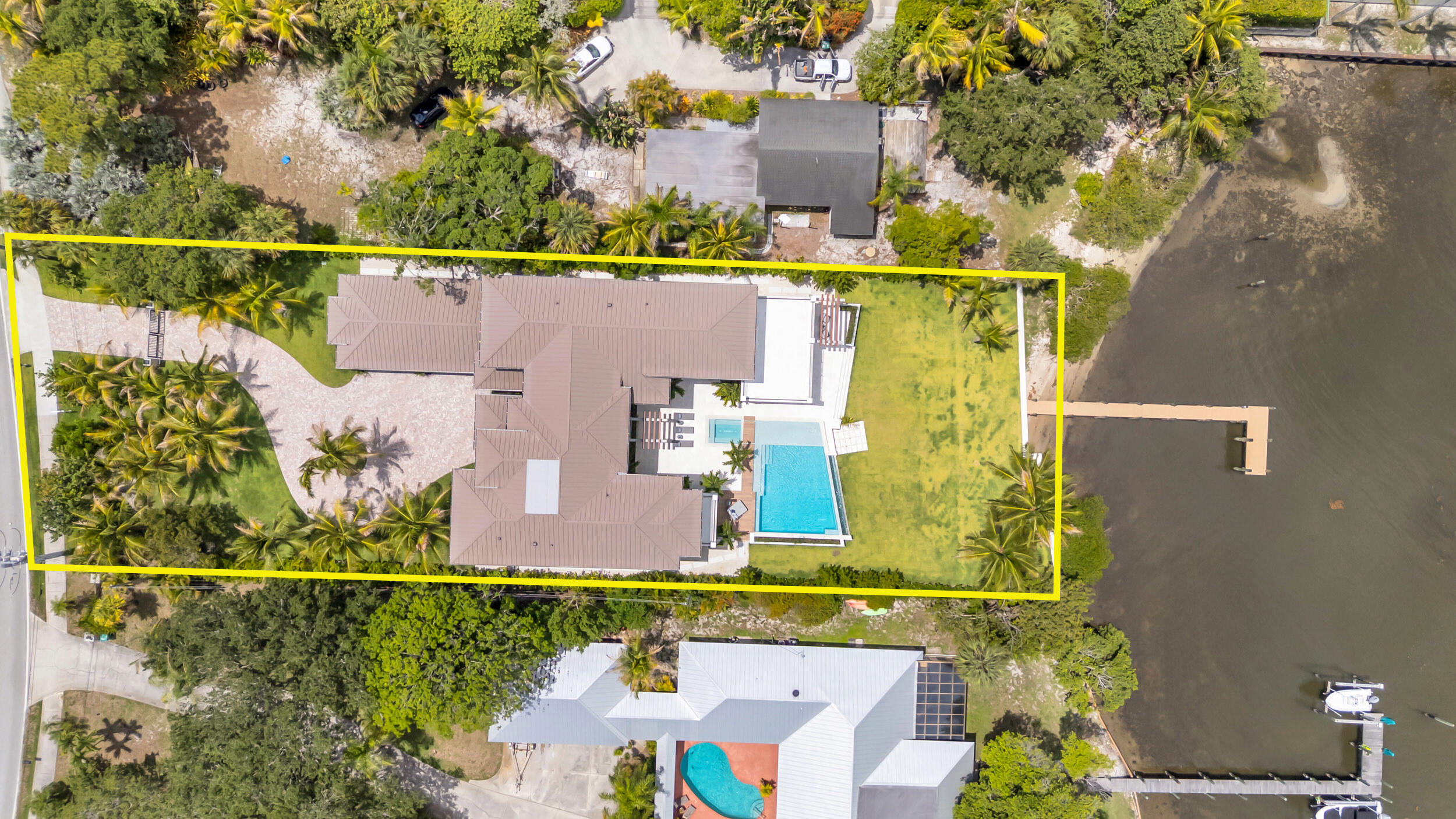 RIVERSIDE ON THE LOXAHATCHEE - Residential