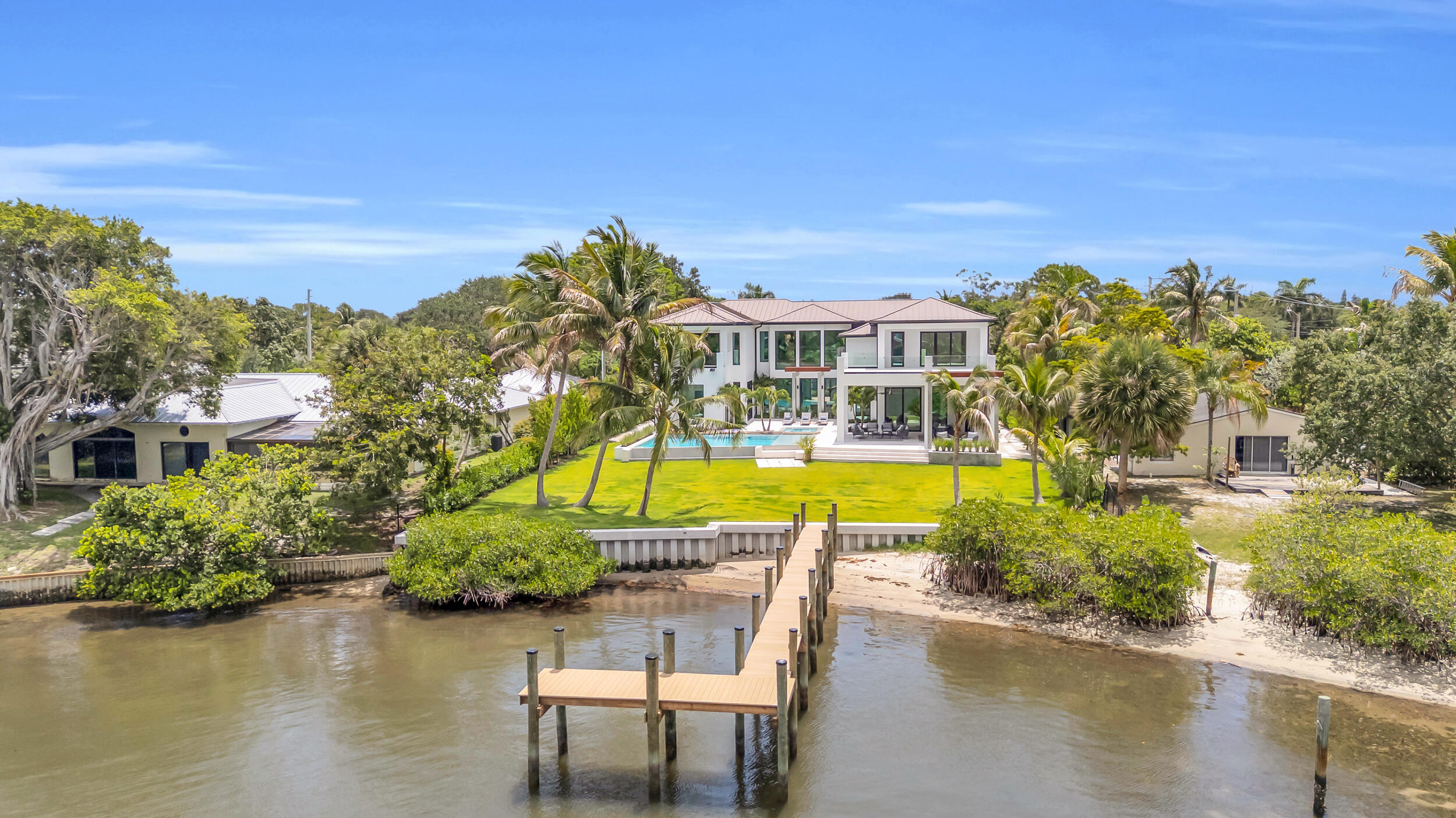 RIVERSIDE ON THE LOXAHATCHEE - Residential