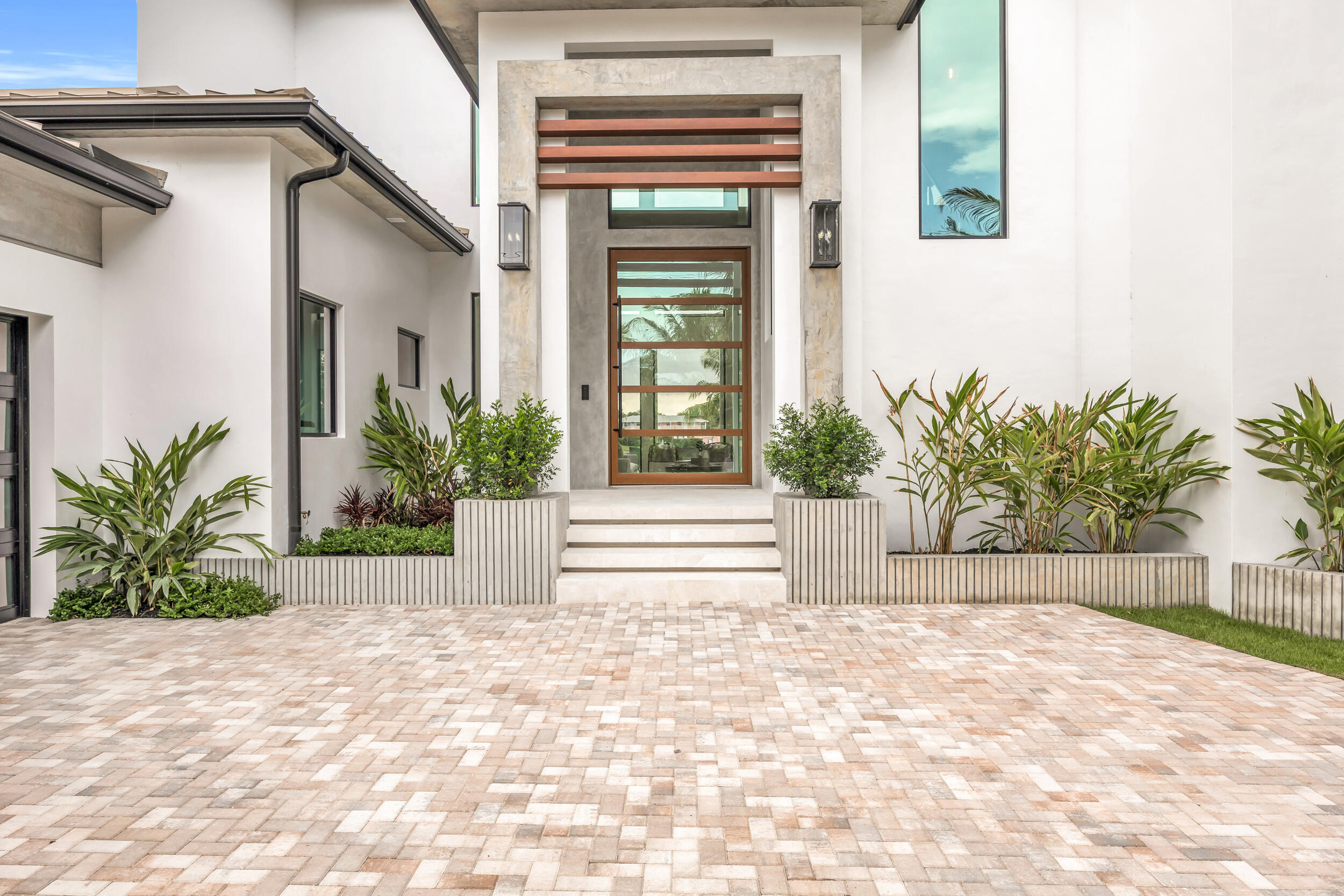 RIVERSIDE ON THE LOXAHATCHEE - Residential