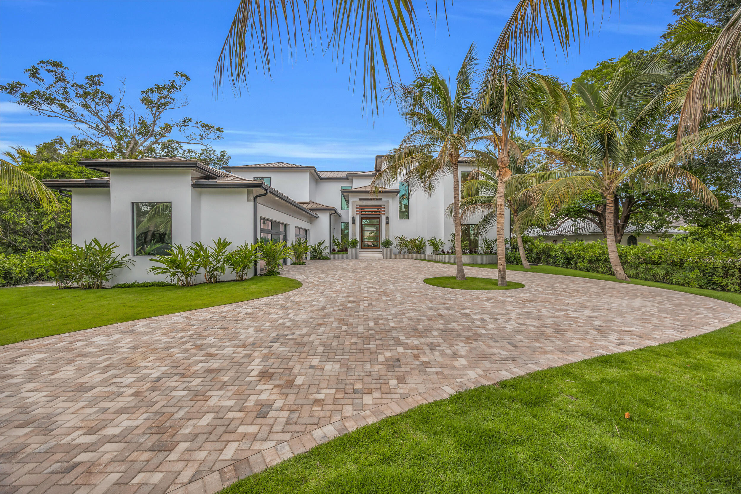 RIVERSIDE ON THE LOXAHATCHEE - Residential