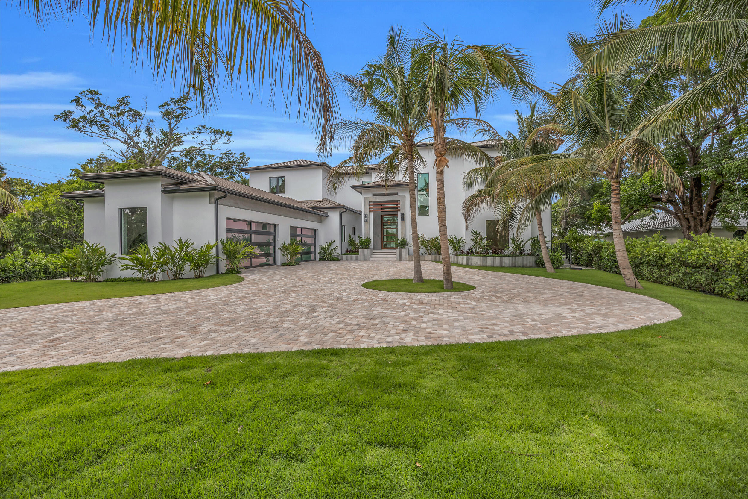 RIVERSIDE ON THE LOXAHATCHEE - Residential