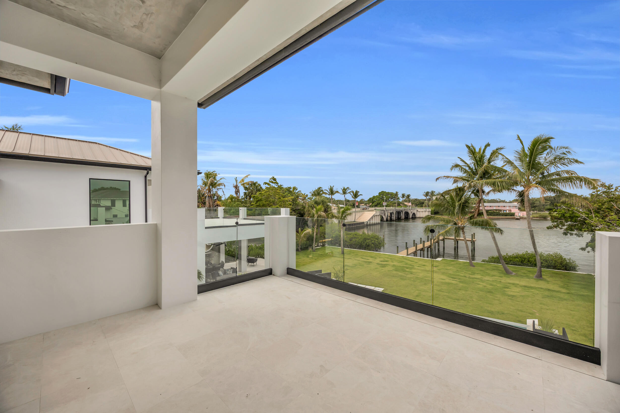 RIVERSIDE ON THE LOXAHATCHEE - Residential