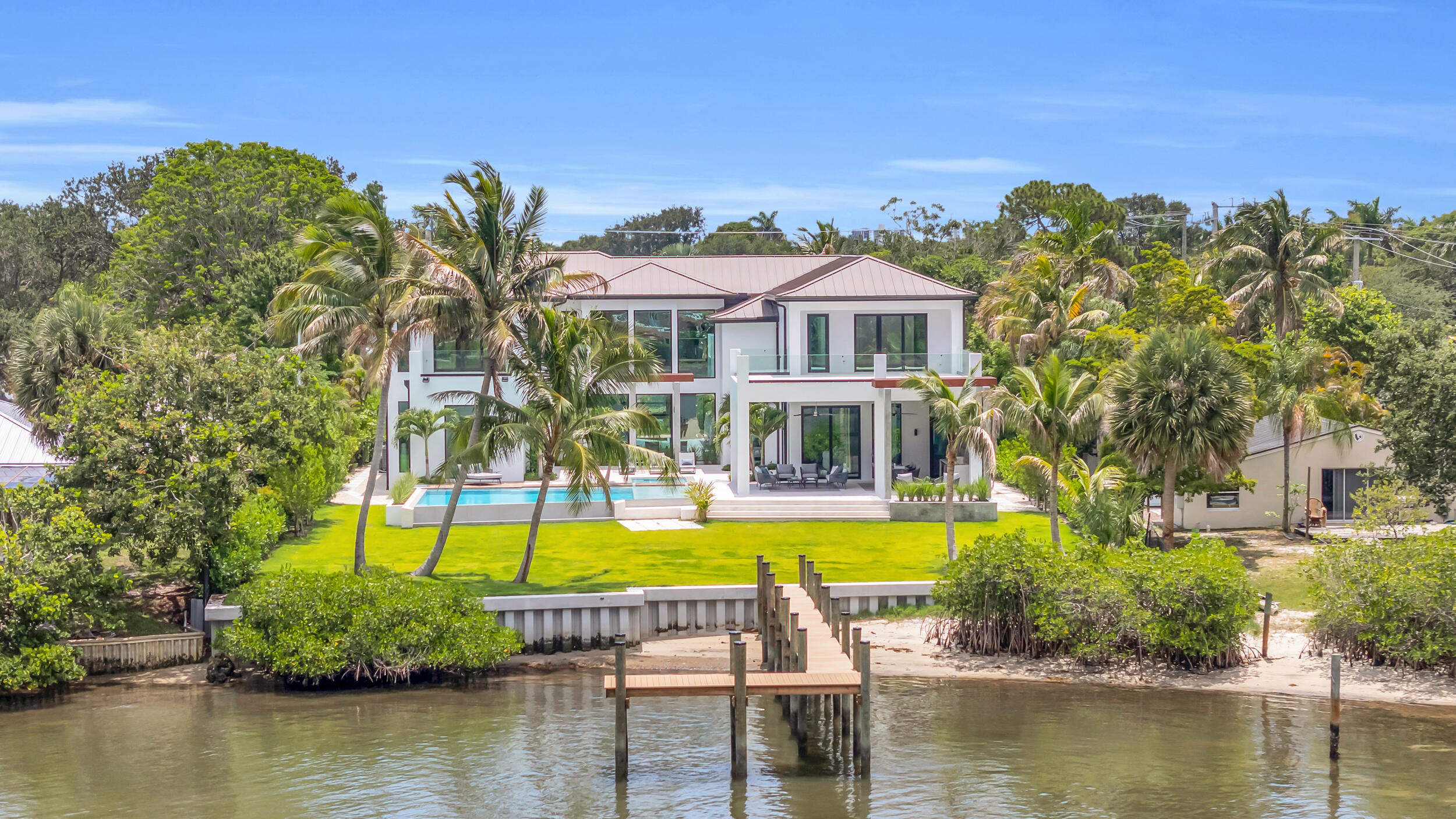 RIVERSIDE ON THE LOXAHATCHEE - Residential