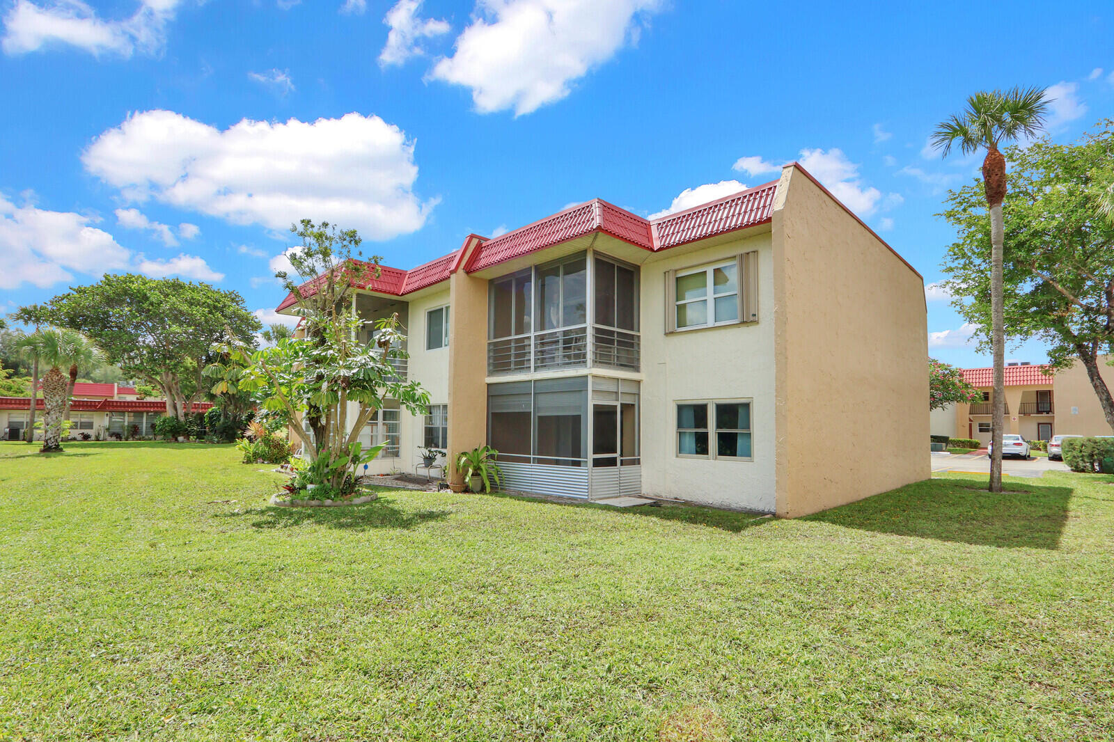 GOLDEN LAKES VILLAGE CONDO 1 THRU 13-A - Residential