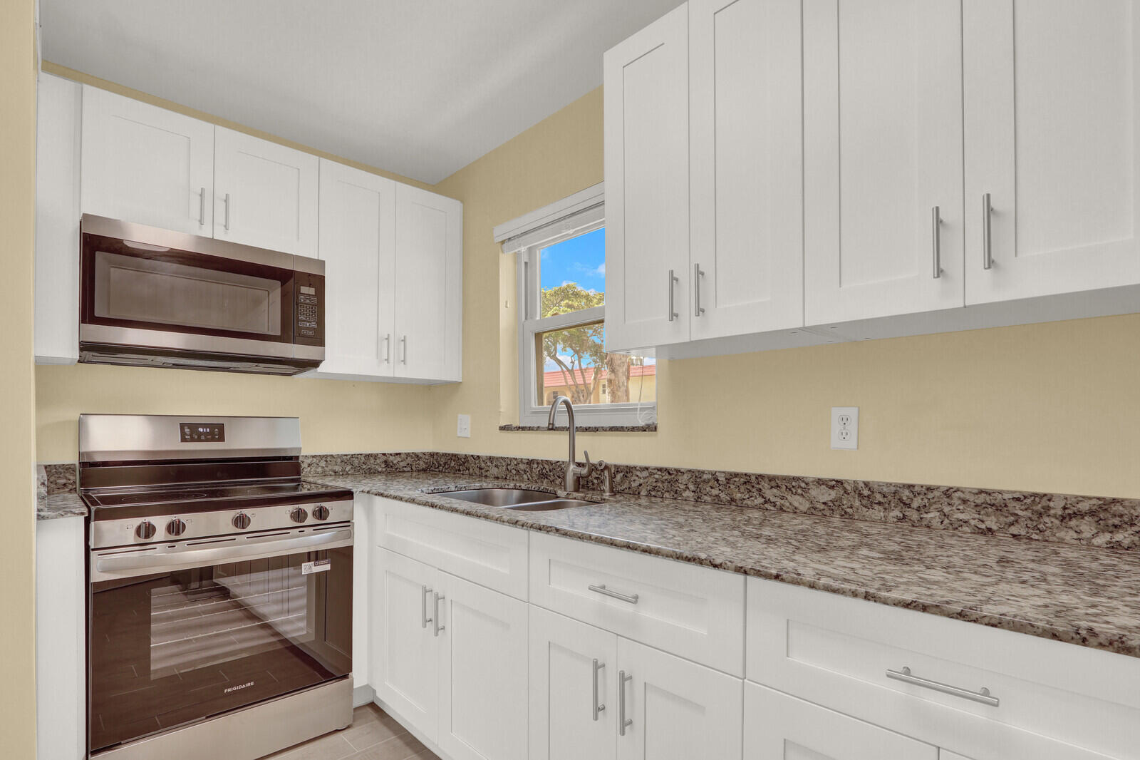 GOLDEN LAKES VILLAGE CONDO 1 THRU 13-A - Residential