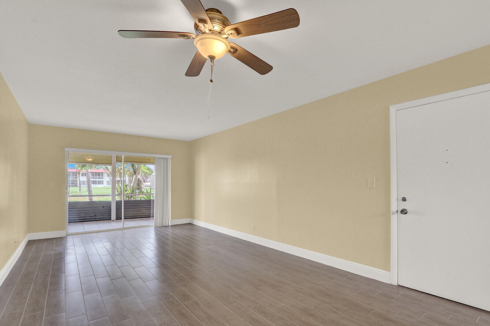 GOLDEN LAKES VILLAGE CONDO 1 THRU 13-A - Residential