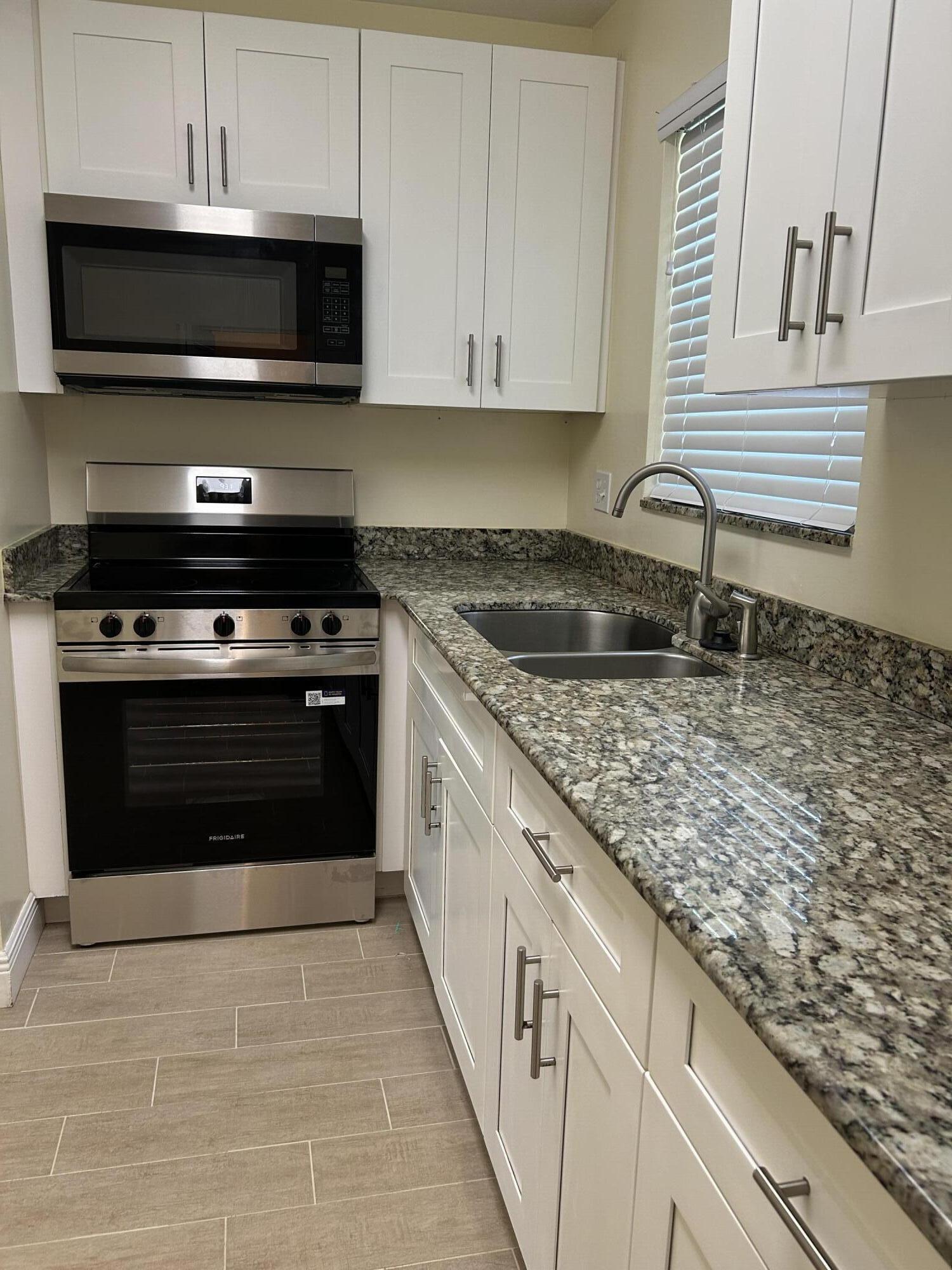 GOLDEN LAKES VILLAGE CONDO 1 THRU 13-A - Residential