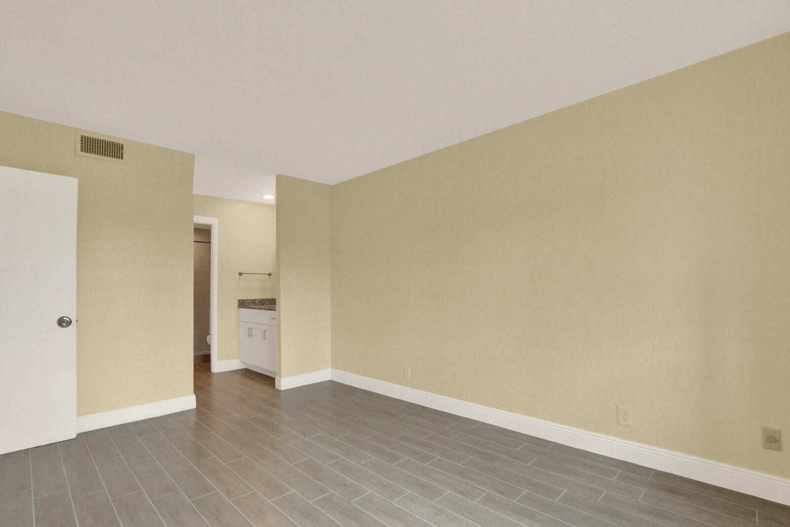 GOLDEN LAKES VILLAGE CONDO 1 THRU 13-A - Residential