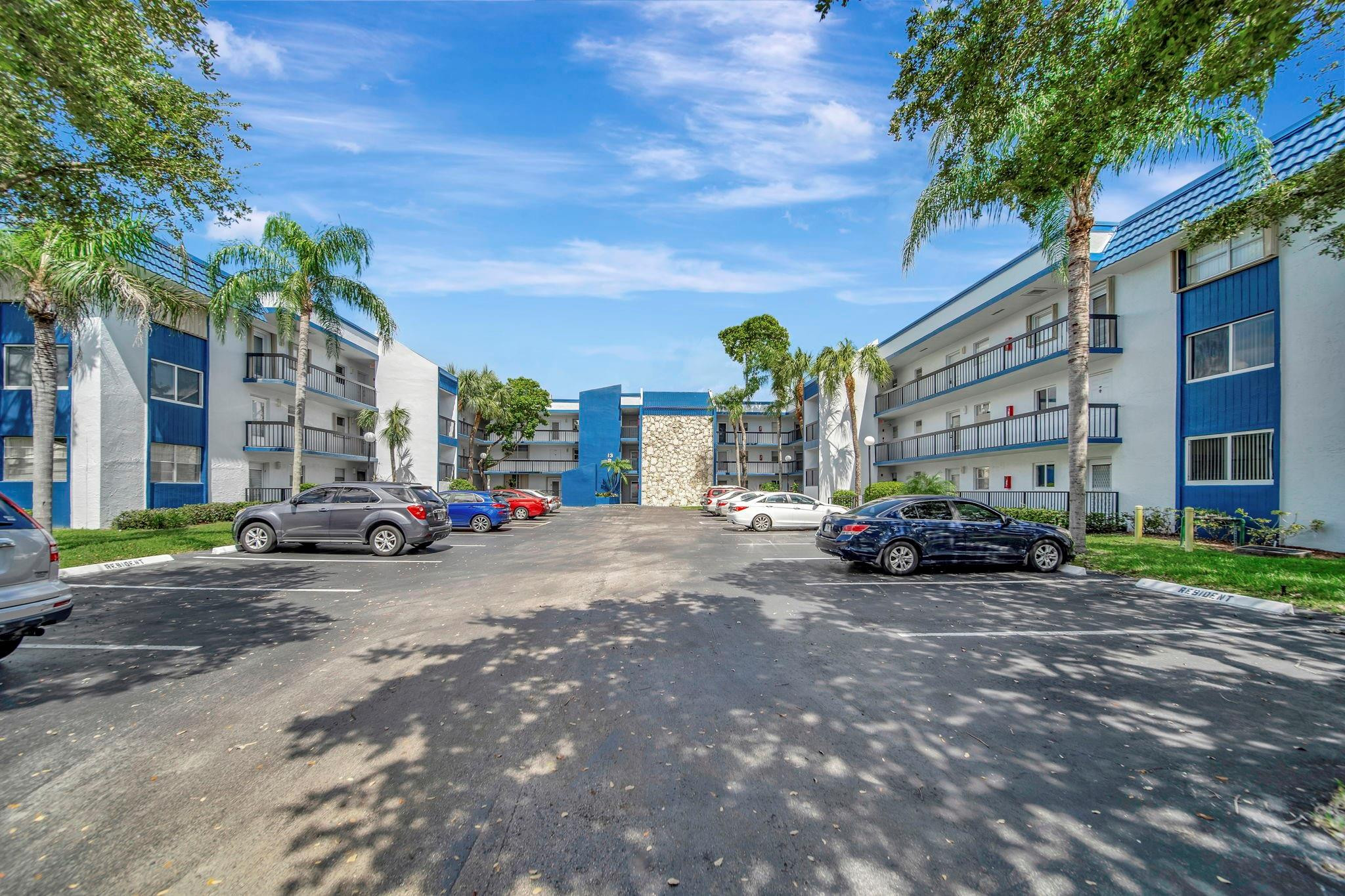 HOLIDAY SPRINGS VILLAGE 2 CONDO - Residential