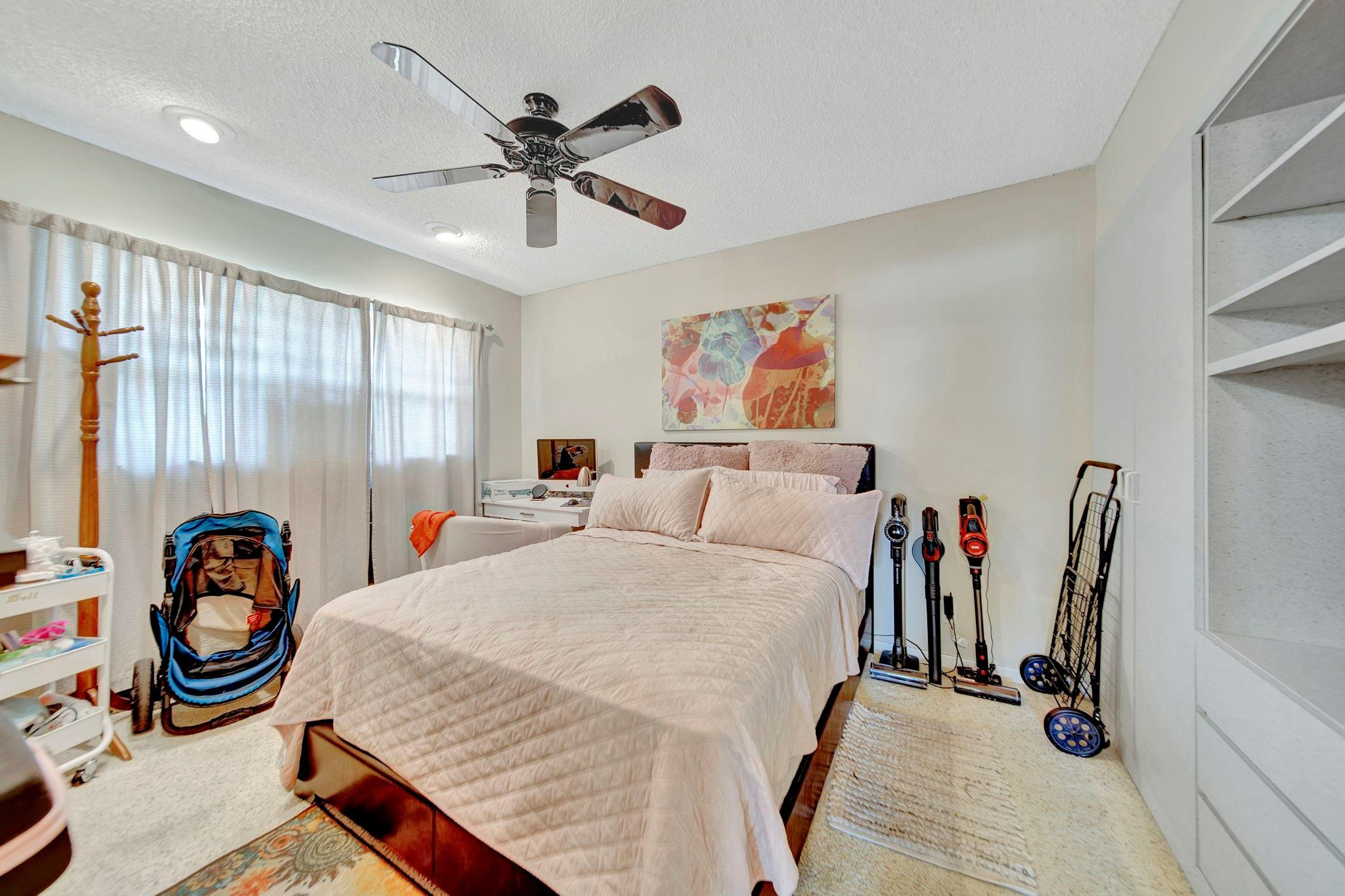 HOLIDAY SPRINGS VILLAGE 2 CONDO - Residential