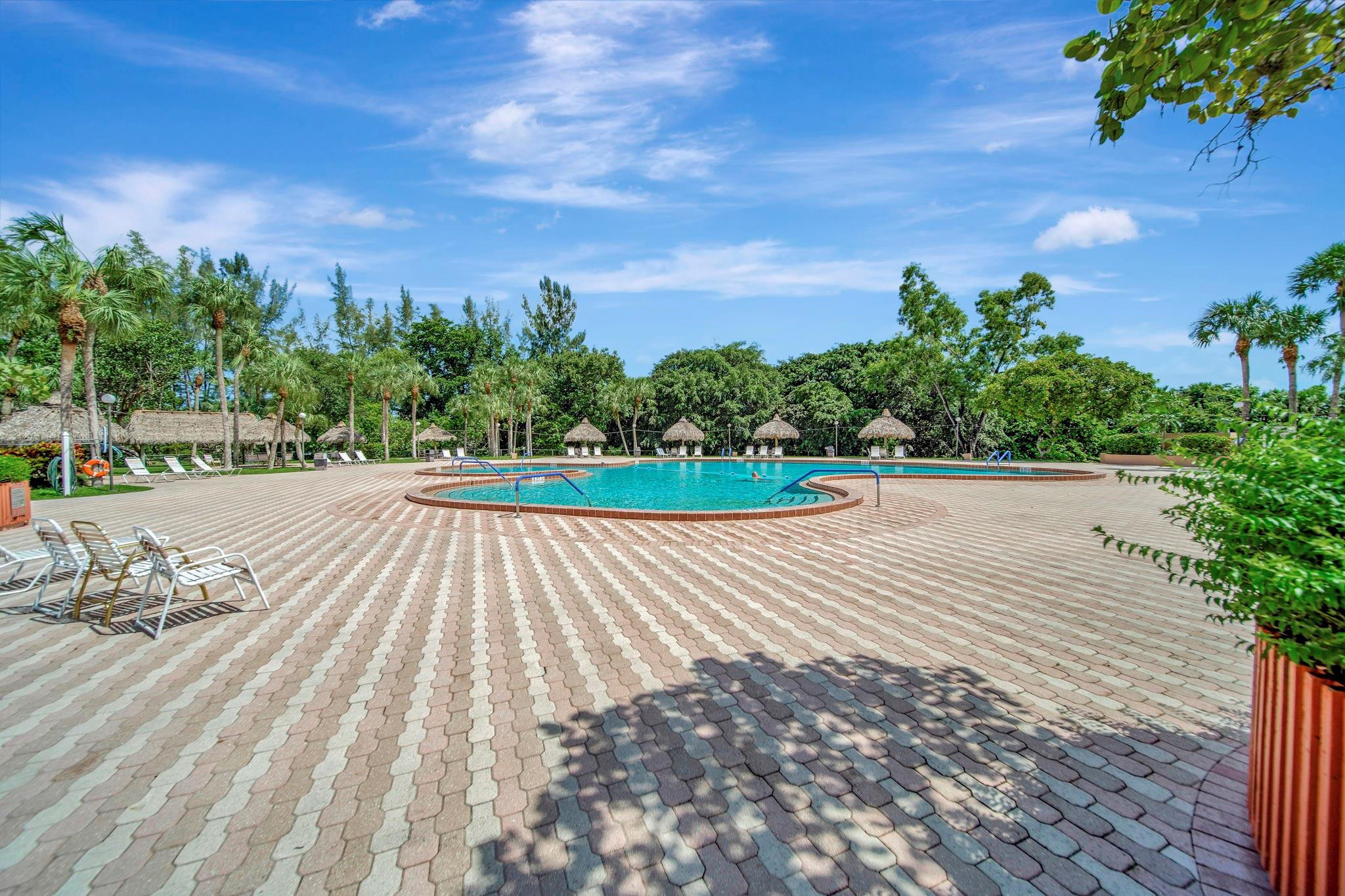 HOLIDAY SPRINGS VILLAGE 2 CONDO - Residential